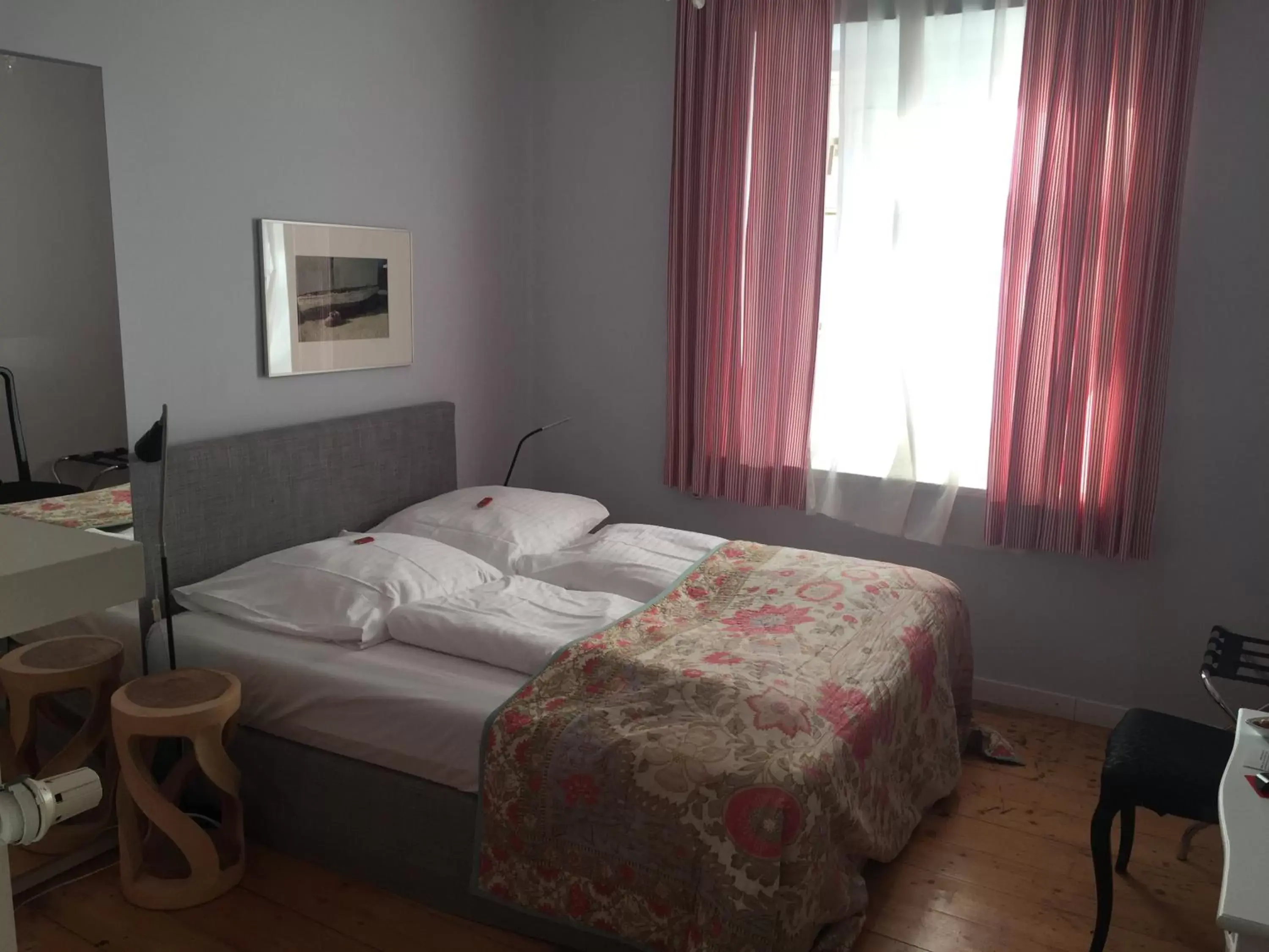 Photo of the whole room, Bed in das HOTEL in München