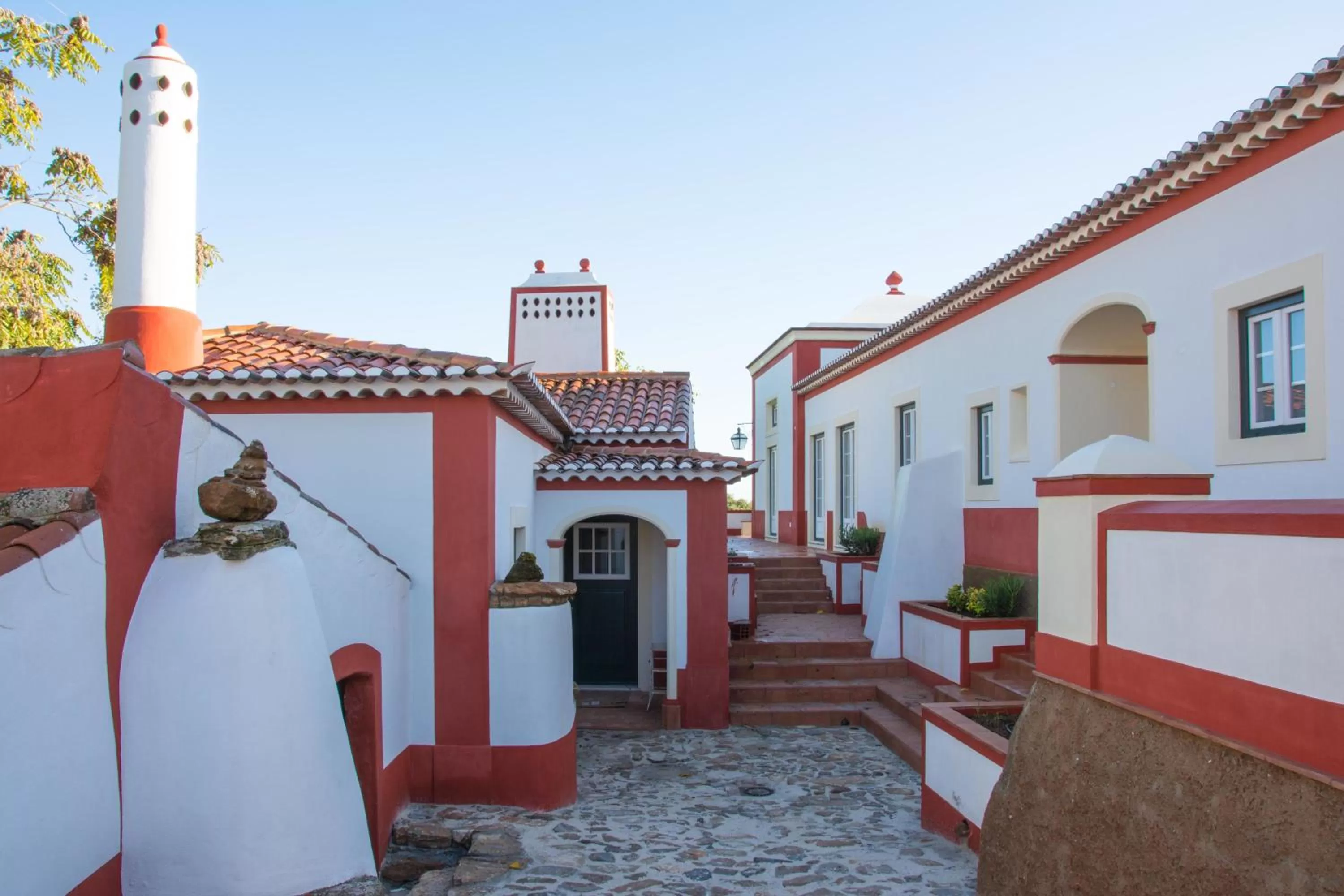 Facade/entrance in Hotel Rural Monte da Provença