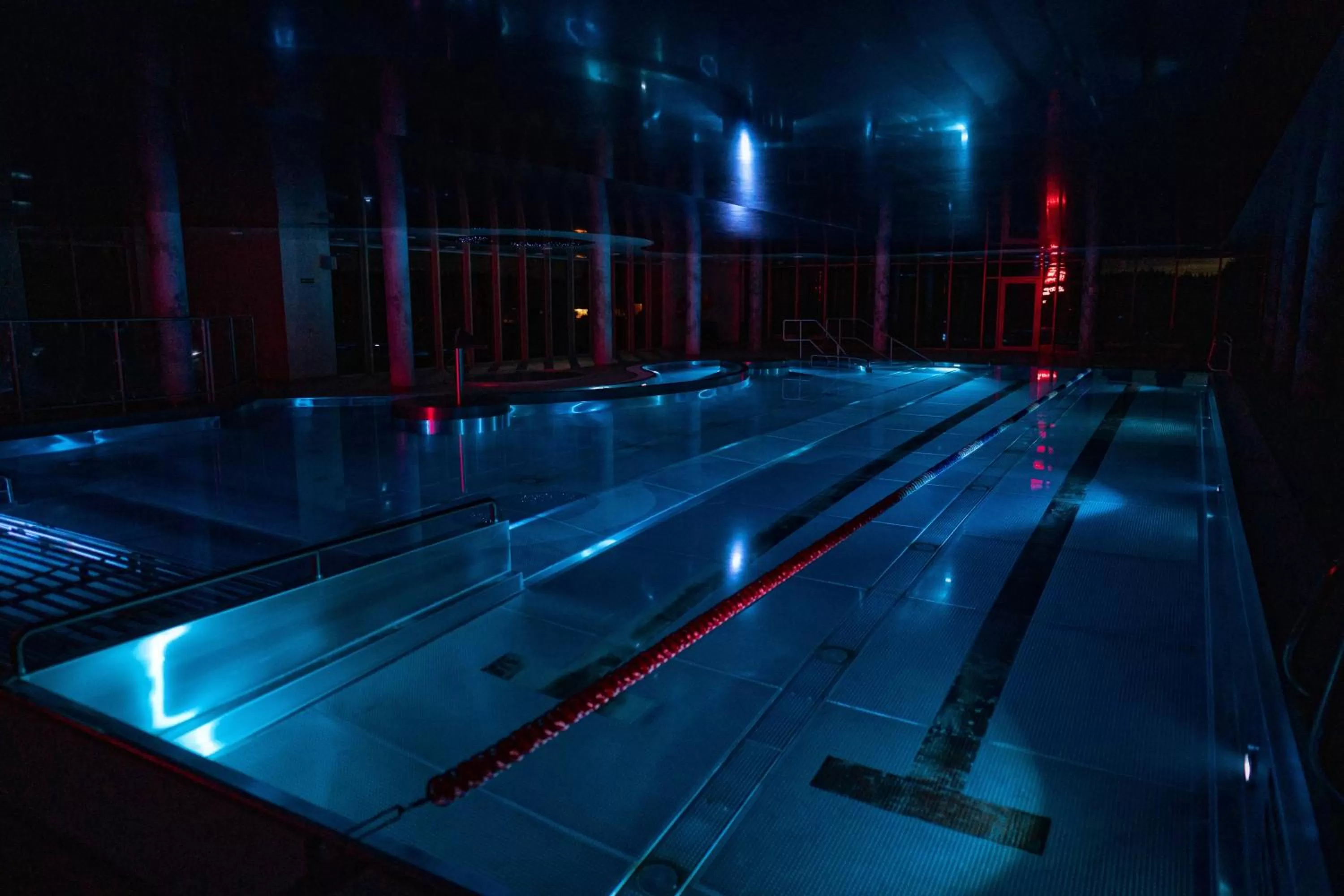 Swimming pool in Hotel Kiston