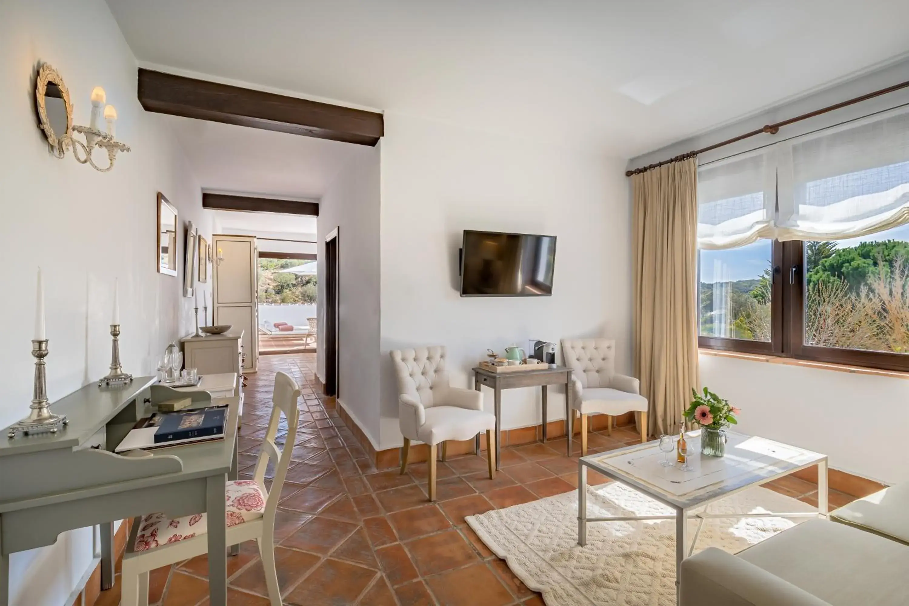 Living room, Seating Area in La Bobadilla, a Royal Hideaway Hotel