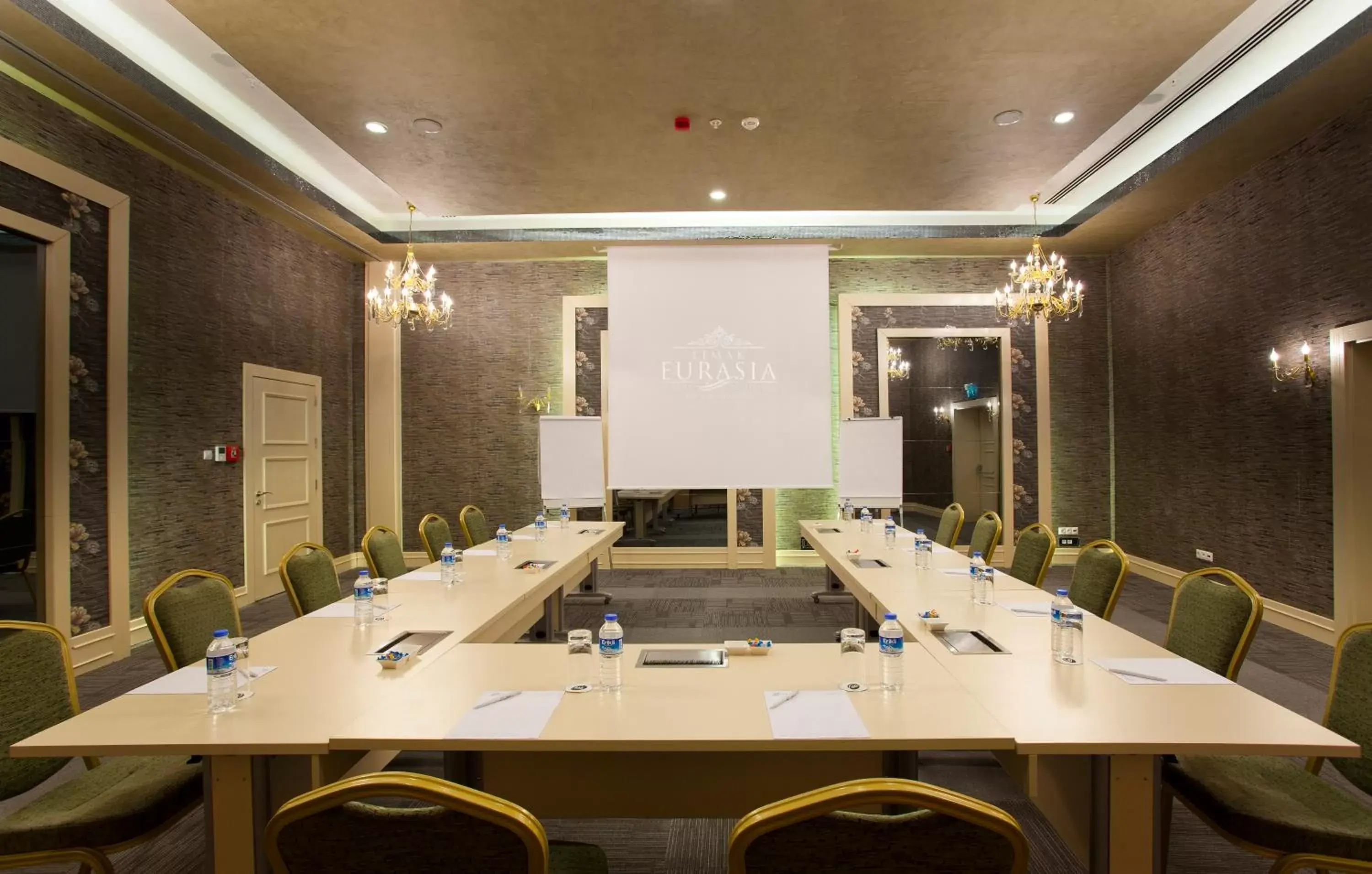 Meeting/conference room in Limak Eurasia Luxury Hotel