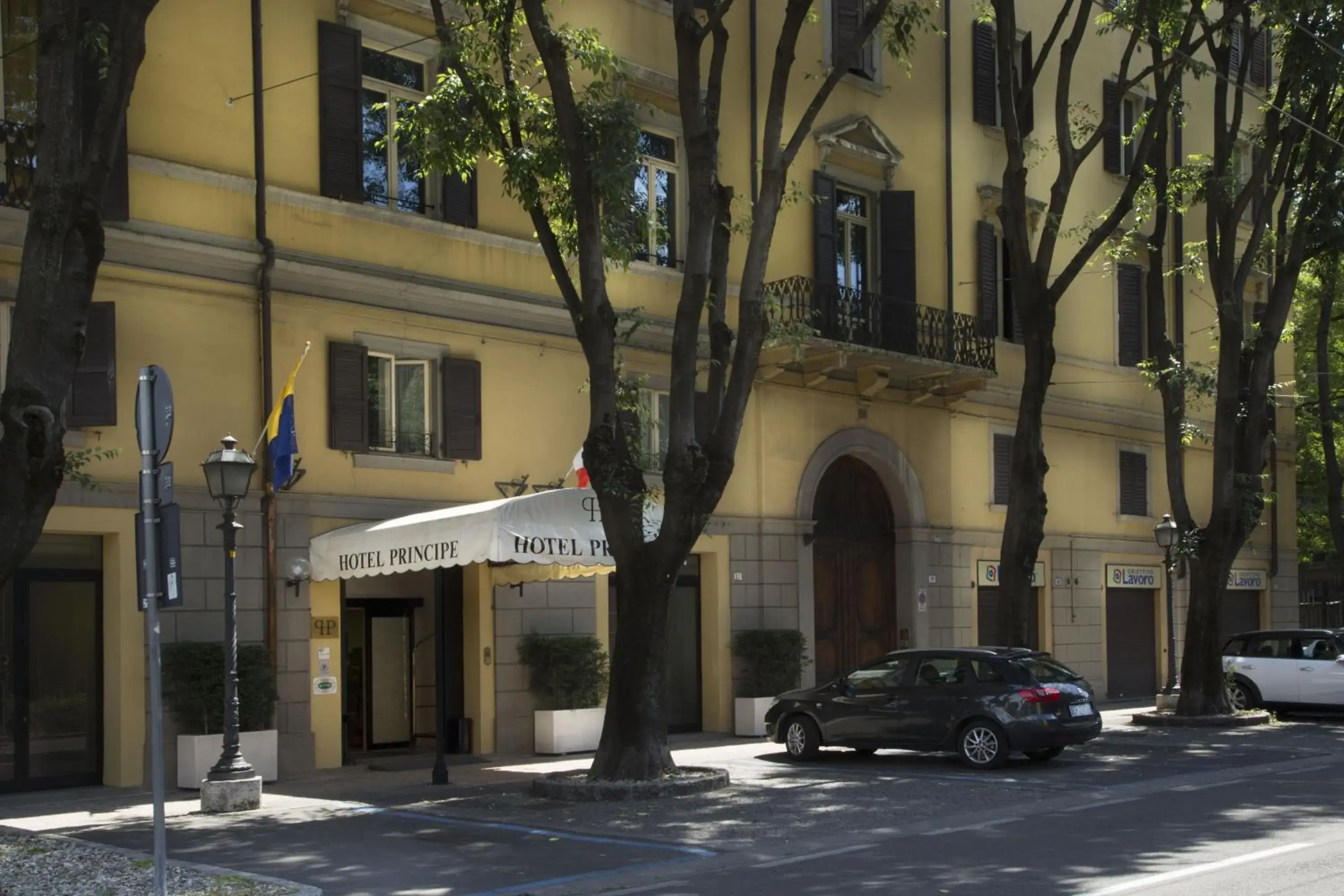 Facade/entrance, Property Building in Hotel Principe