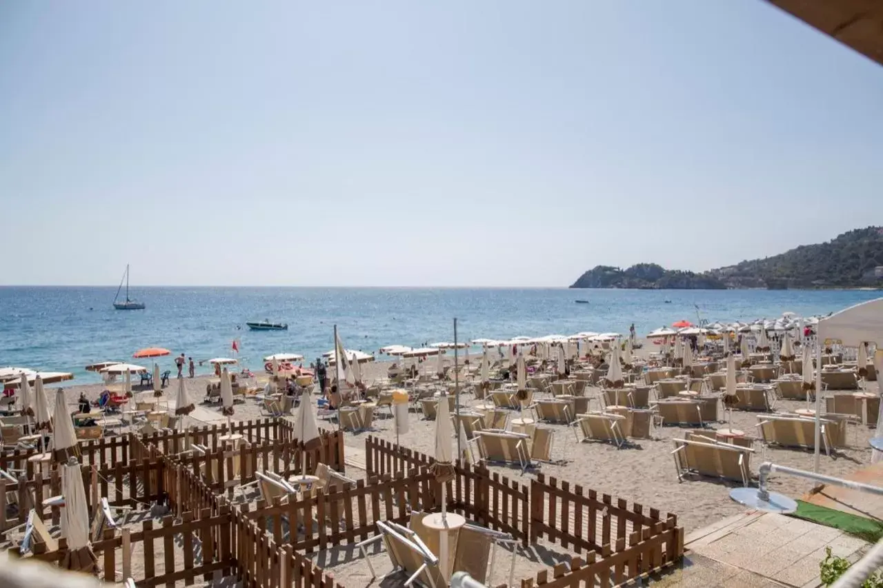 Beach in Hotel Rivage Taormina