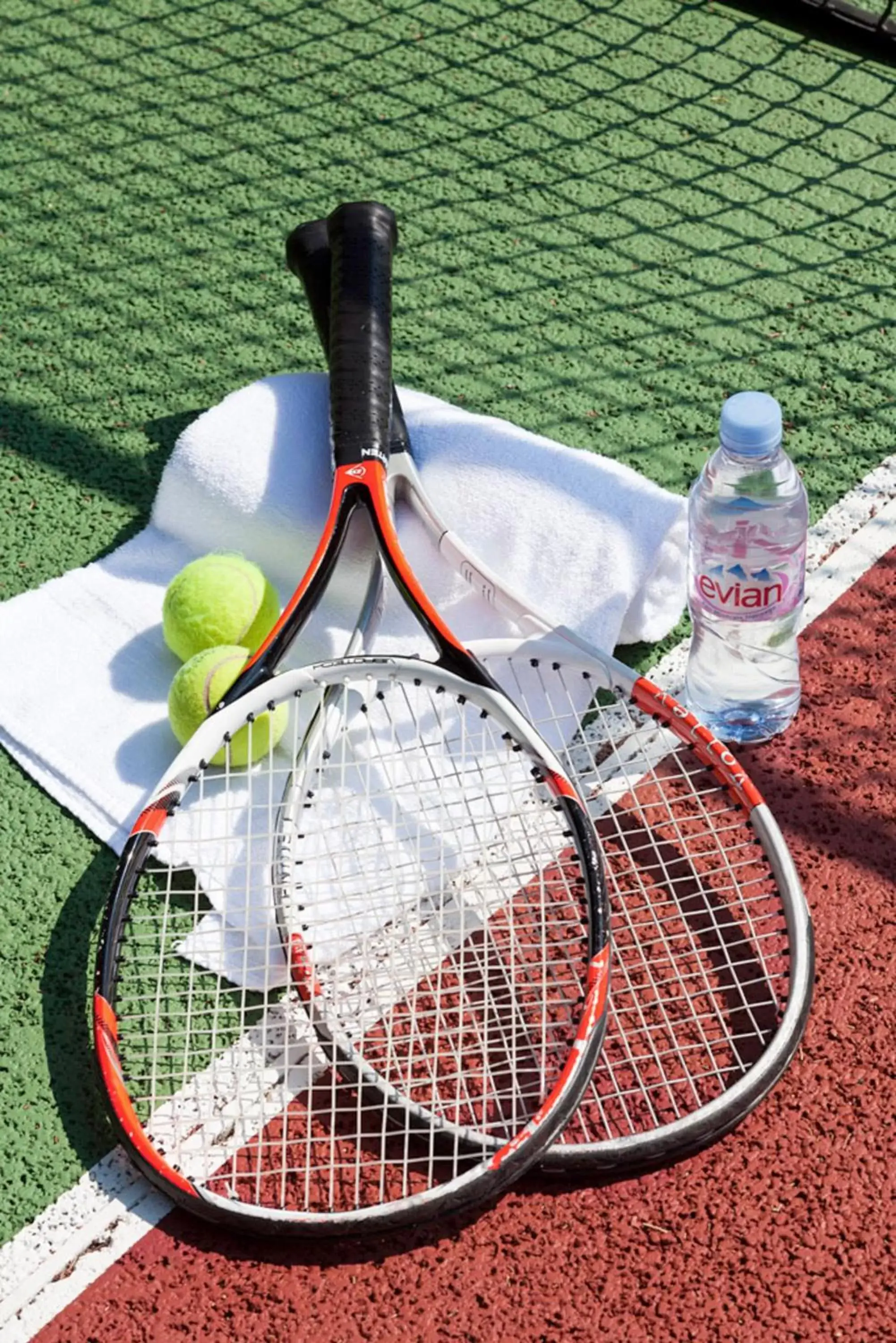 Tennis court, Other Activities in Novotel Avignon Nord