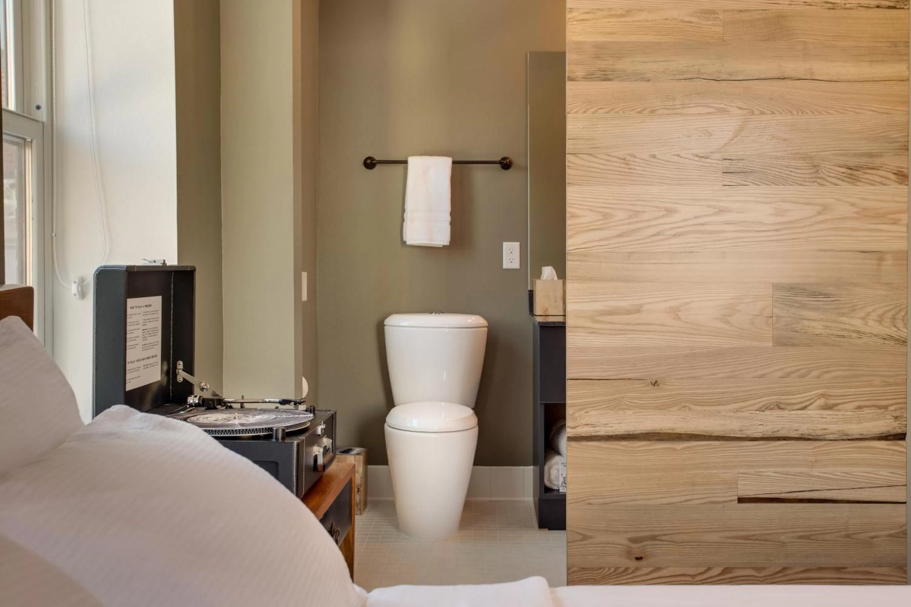 Bed in The Oxbow Hotel