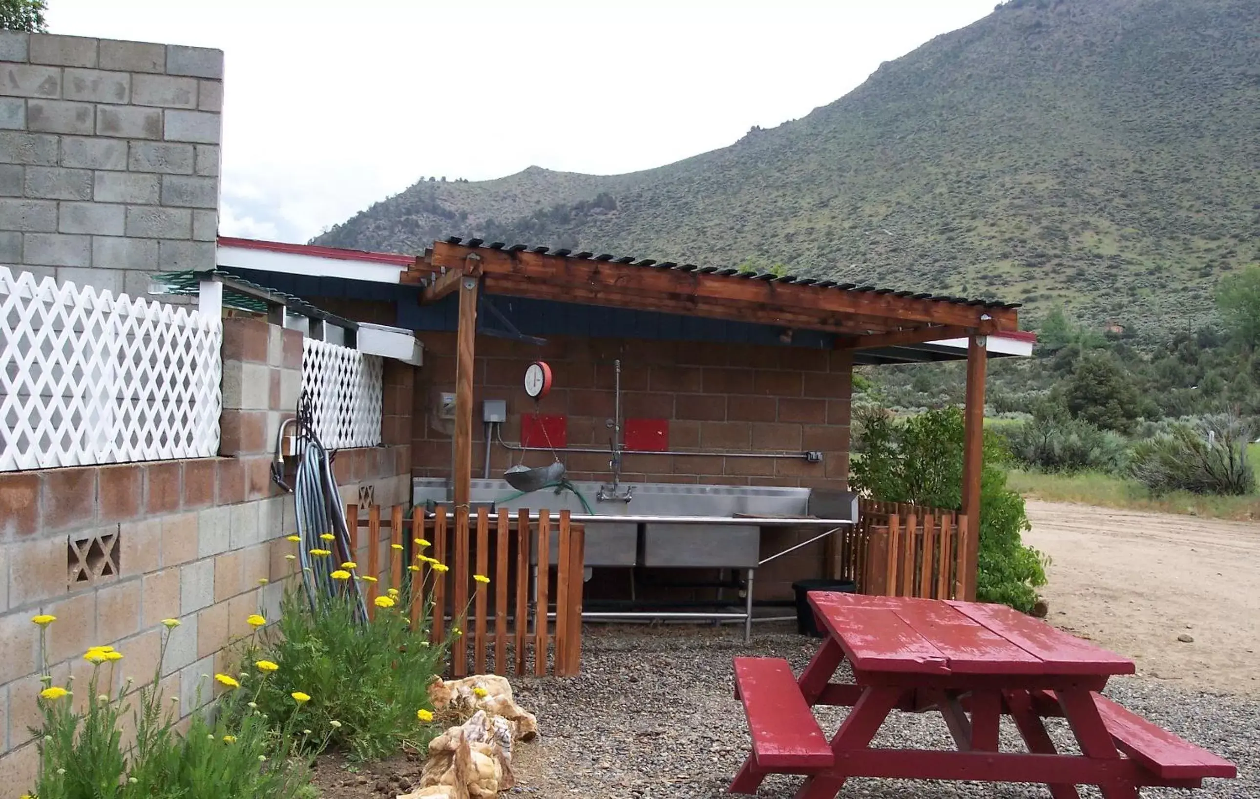 Area and facilities, BBQ Facilities in Toiyabe Motel