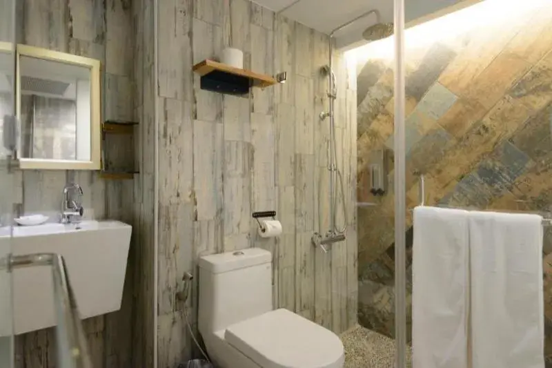 Bathroom in Hualien Wow Hostel