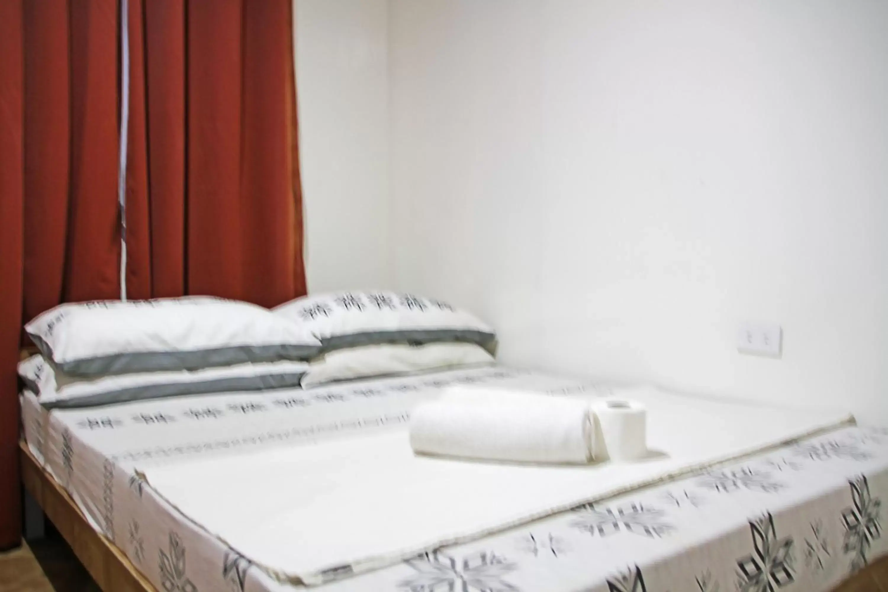 Double Room with Bathroom in Mario's Travellers Inn Double Room with Bathroom in Mario's Travellers Inn