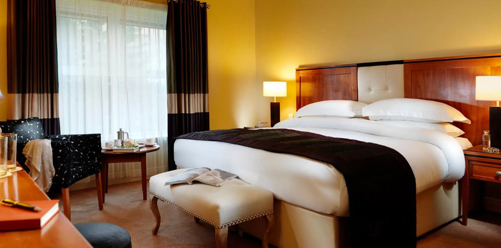 Bedroom, Bed in Brook Lane Hotel