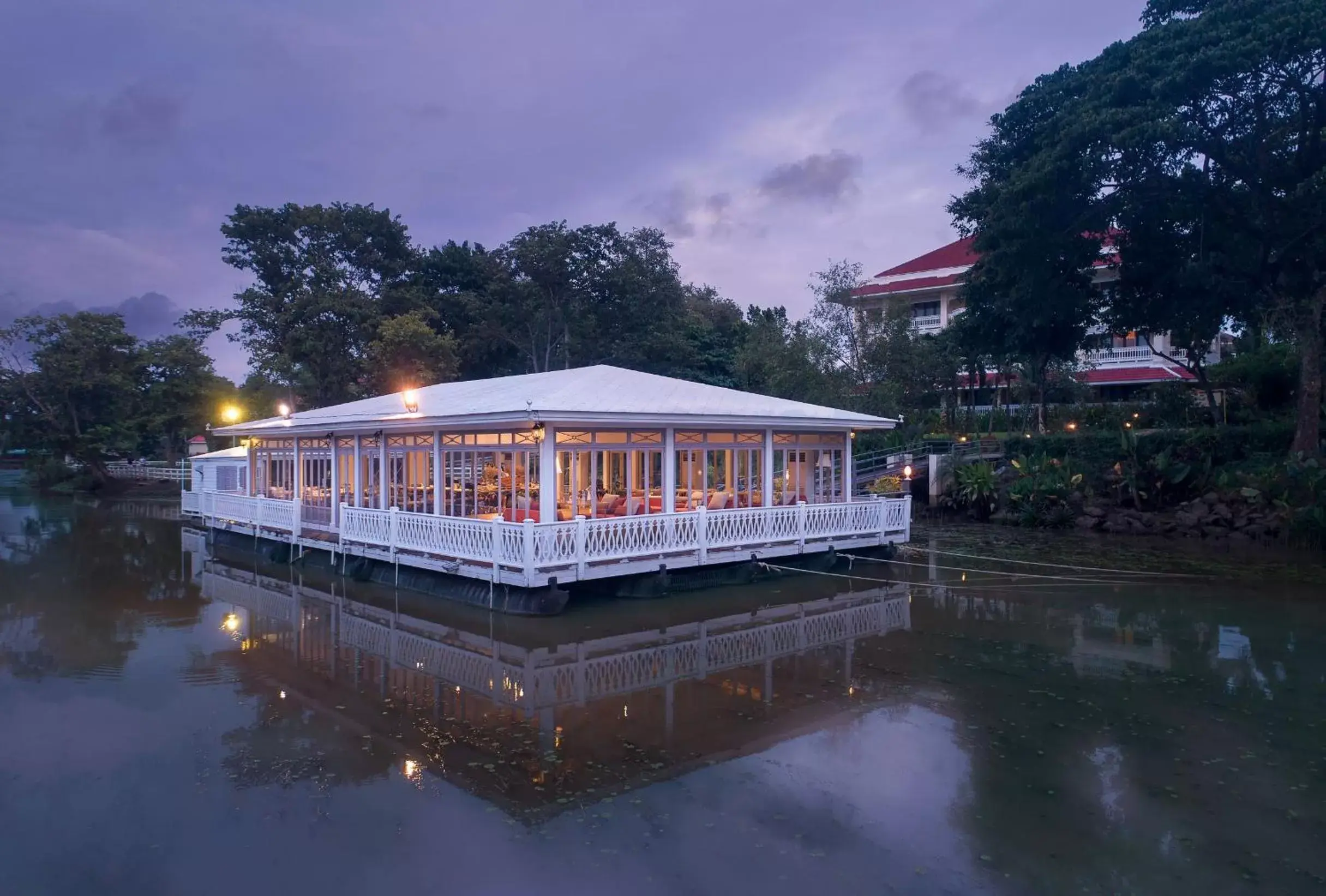 Restaurant/places to eat in Dheva Mantra Resort Restaurant/places to eat in Dheva Mantra Resort