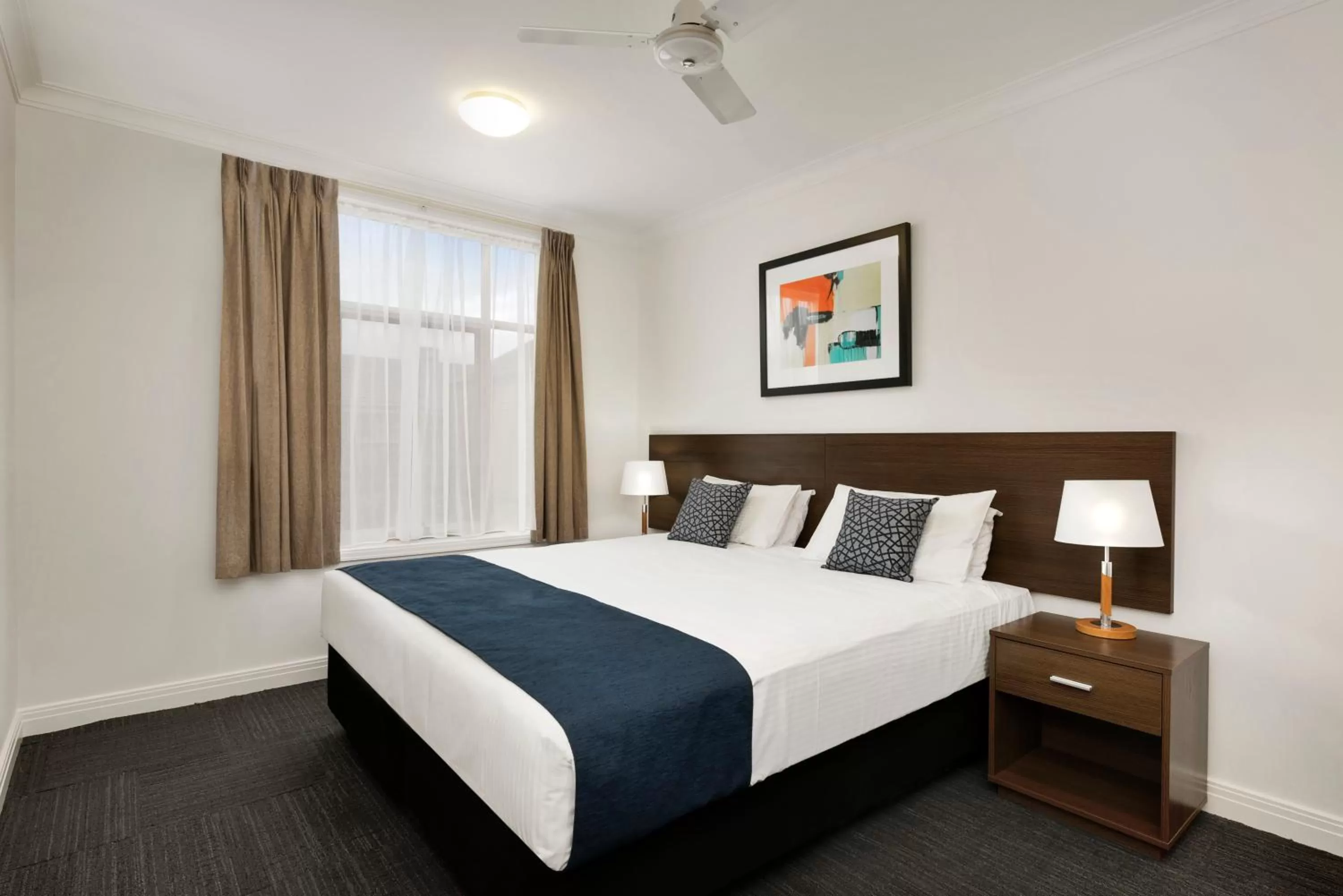 Bedroom, Bed in Quest Dandenong