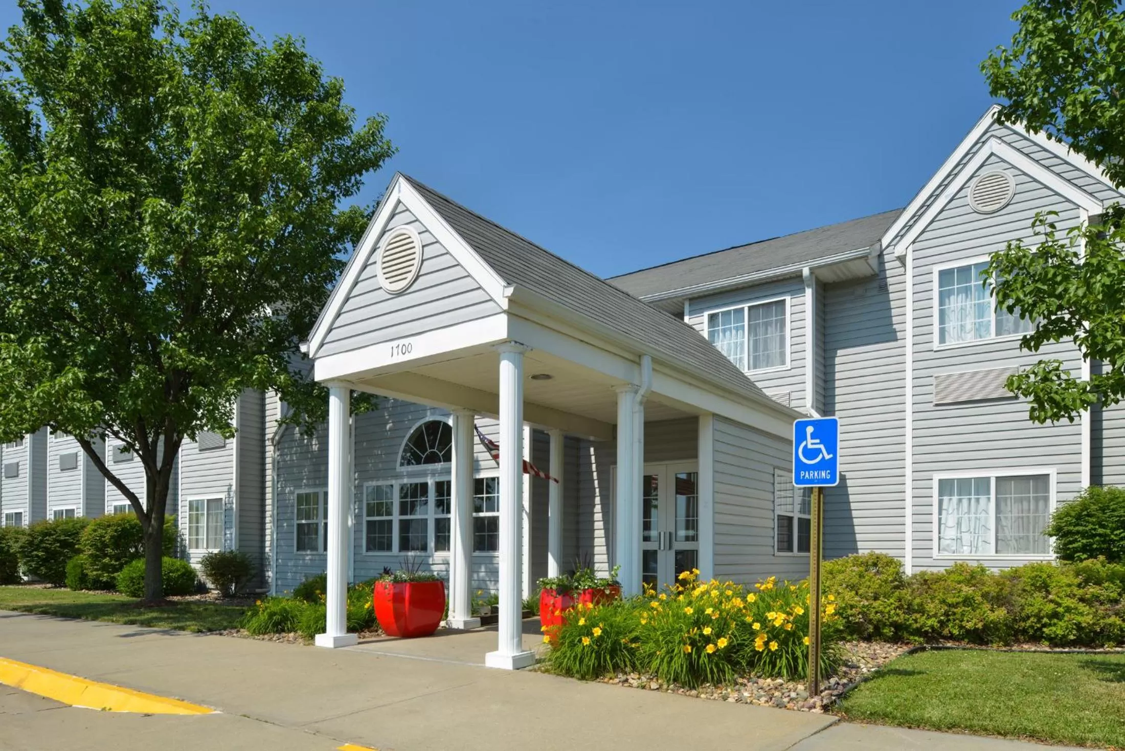 Facade/entrance in Americas Best Value Inn & Suites Maryville