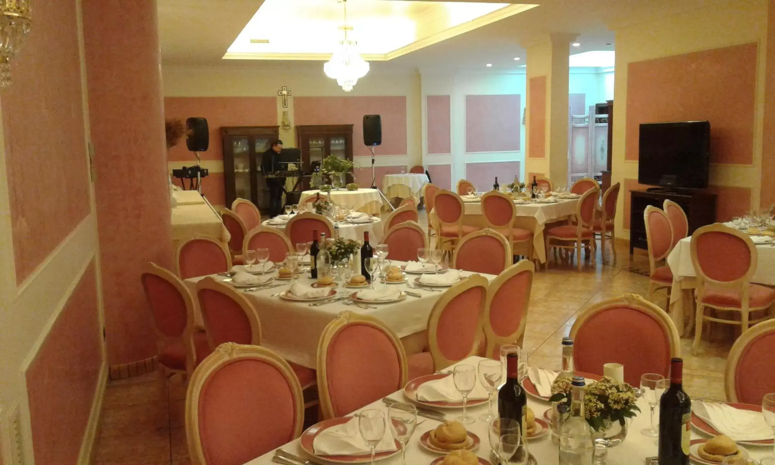 Restaurant/Places to Eat in Grand Hotel degli Angeli