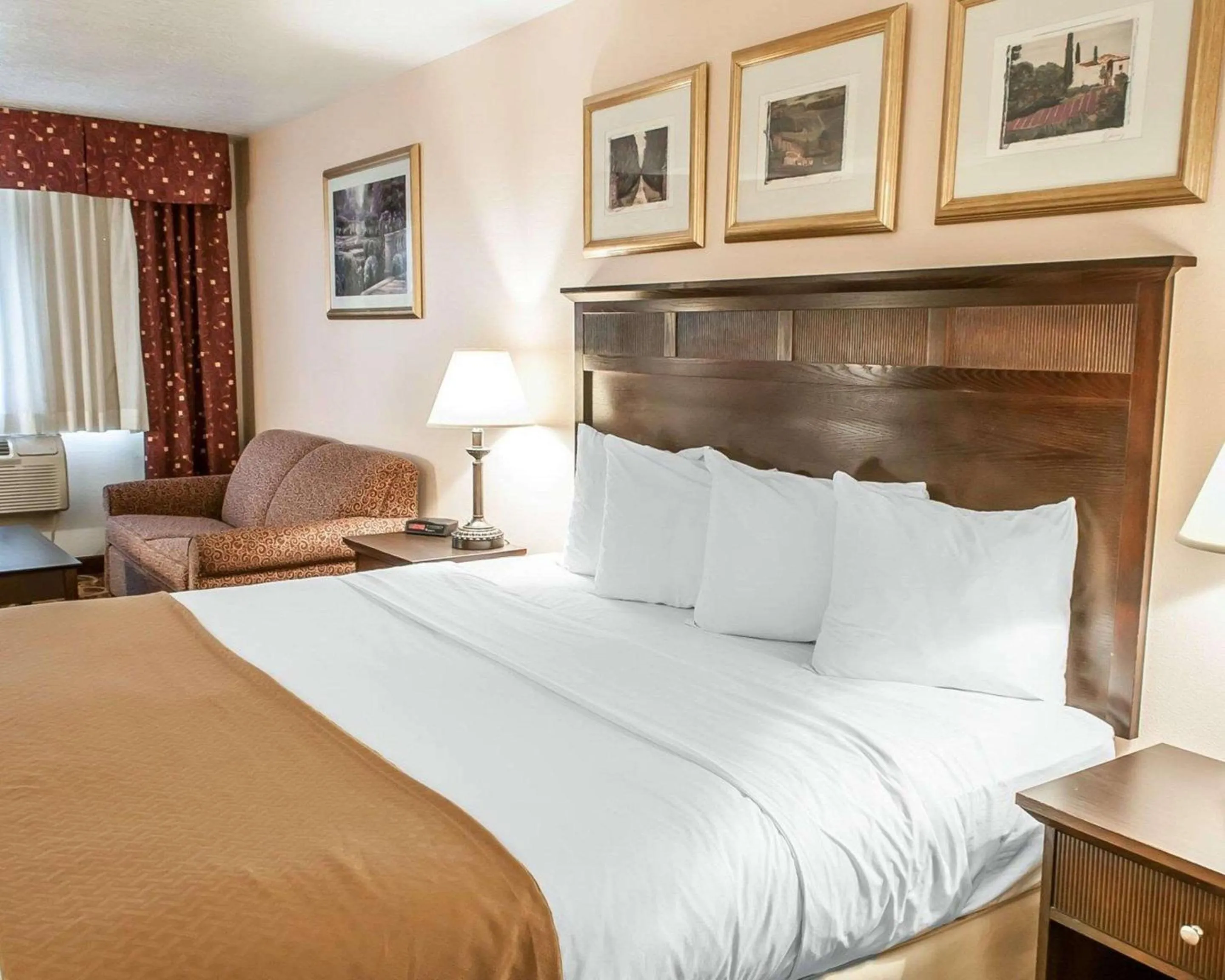 Bedroom, Bed in Premier Extended Stay Hobbs