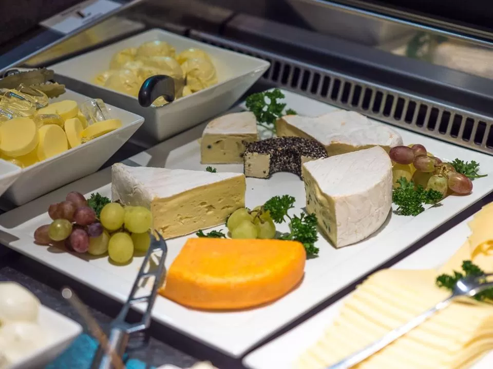 Buffet breakfast in Domaine Leidinger