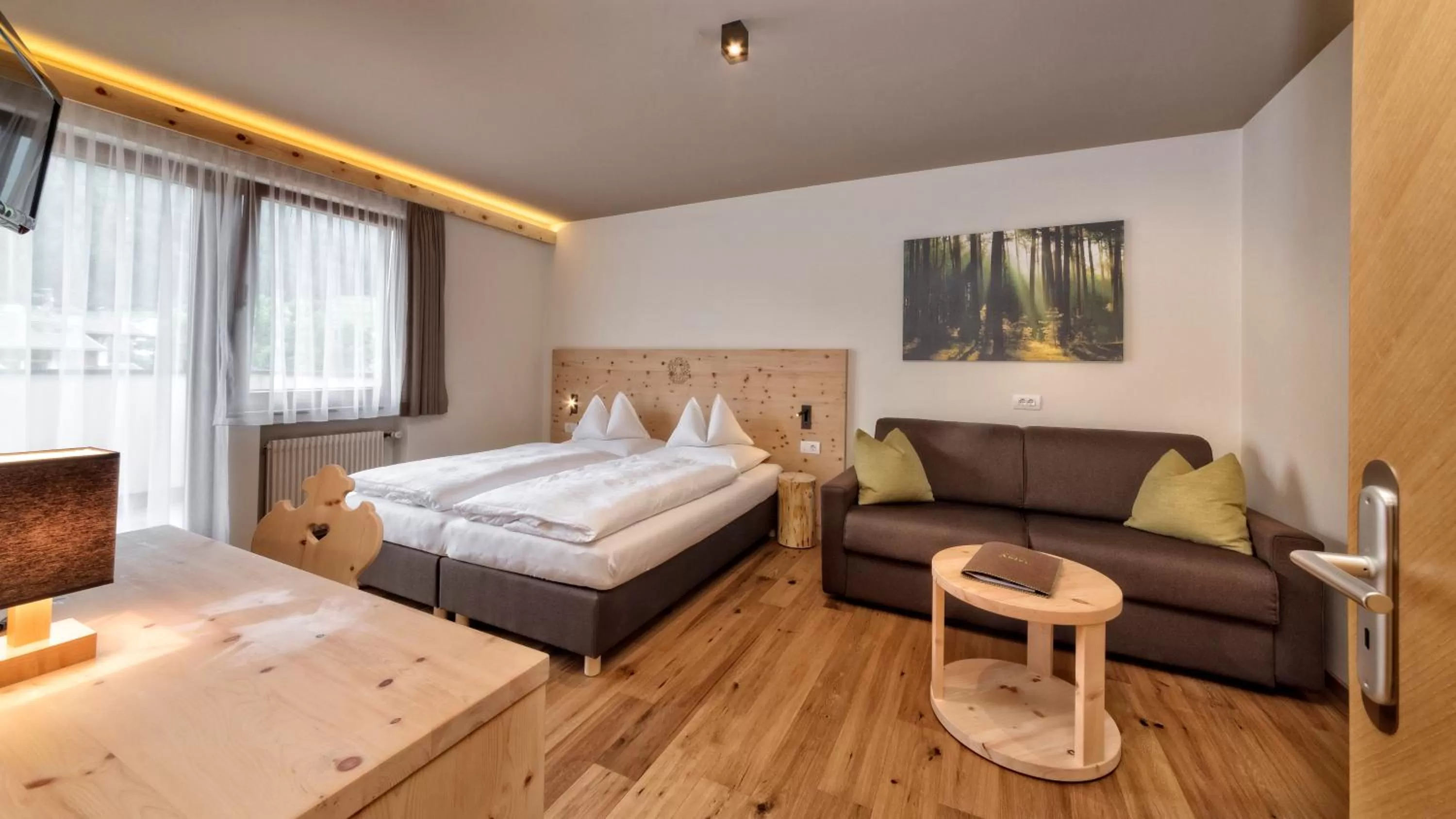 Photo of the whole room in Autentis