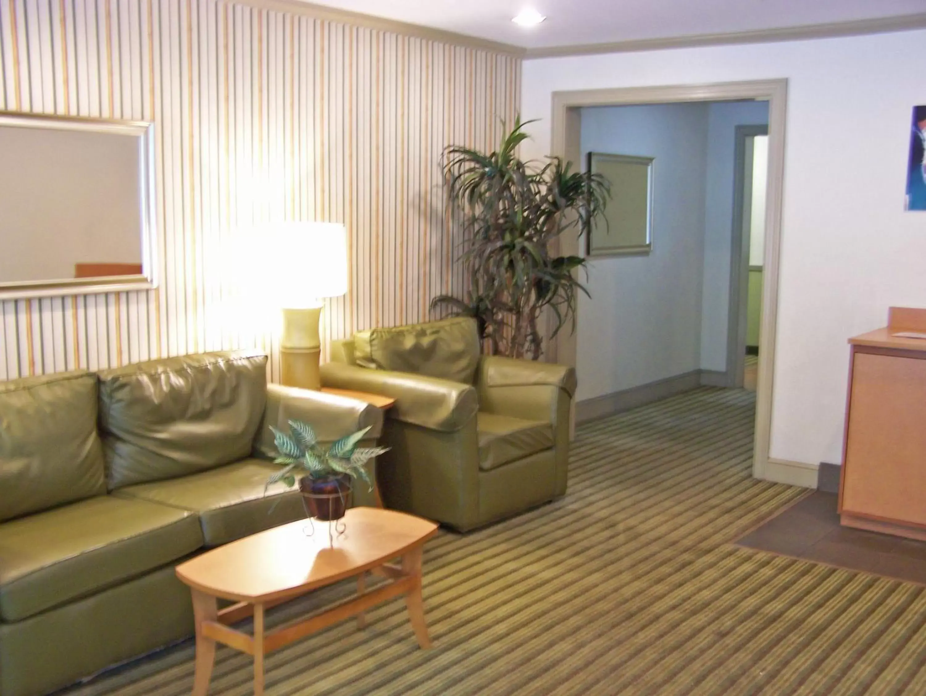 Lobby or reception, Seating Area in Extended Stay America Suites - Daytona Beach - International Speedway