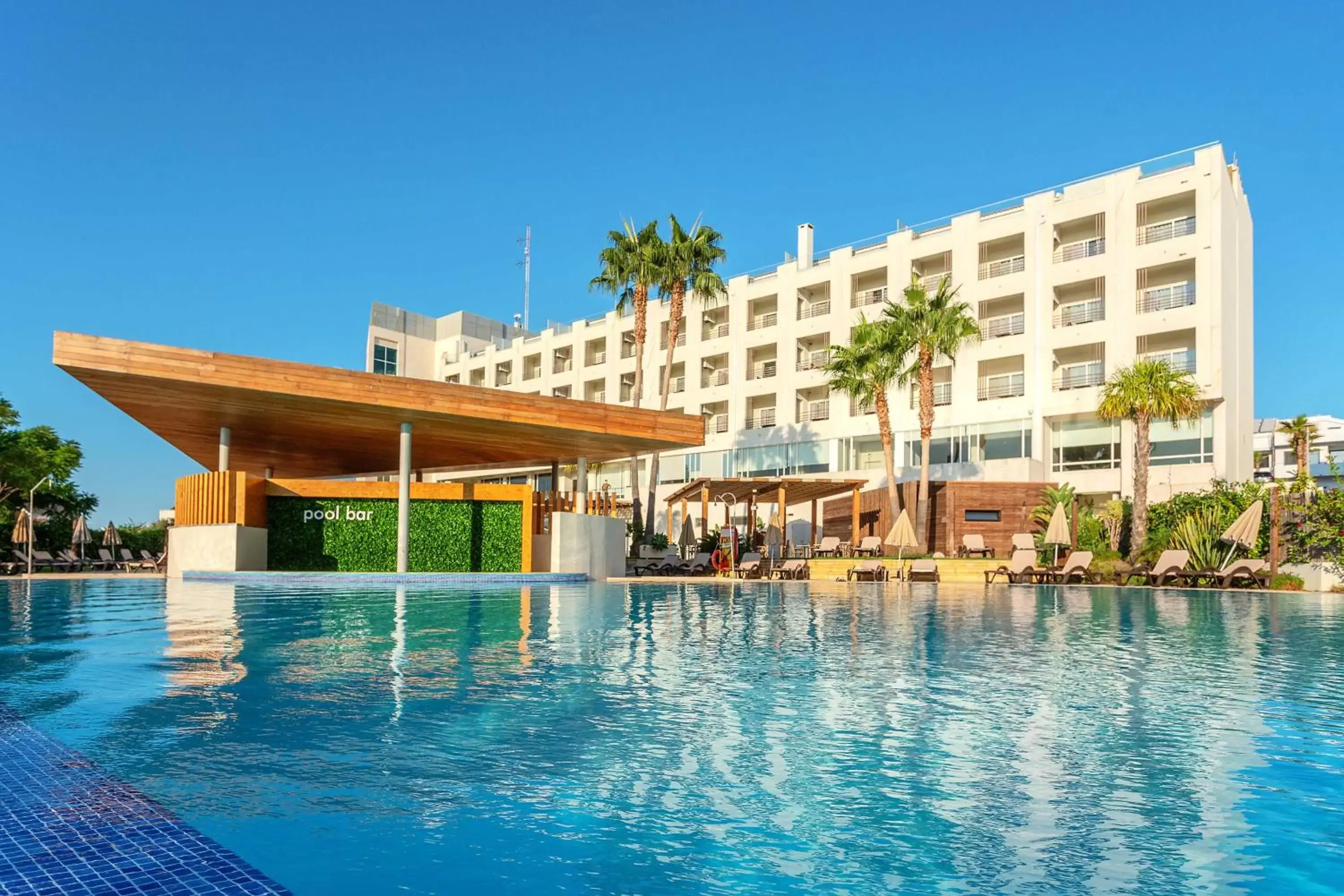 Swimming Pool in AP Maria Nova Lounge - Adults Friendly