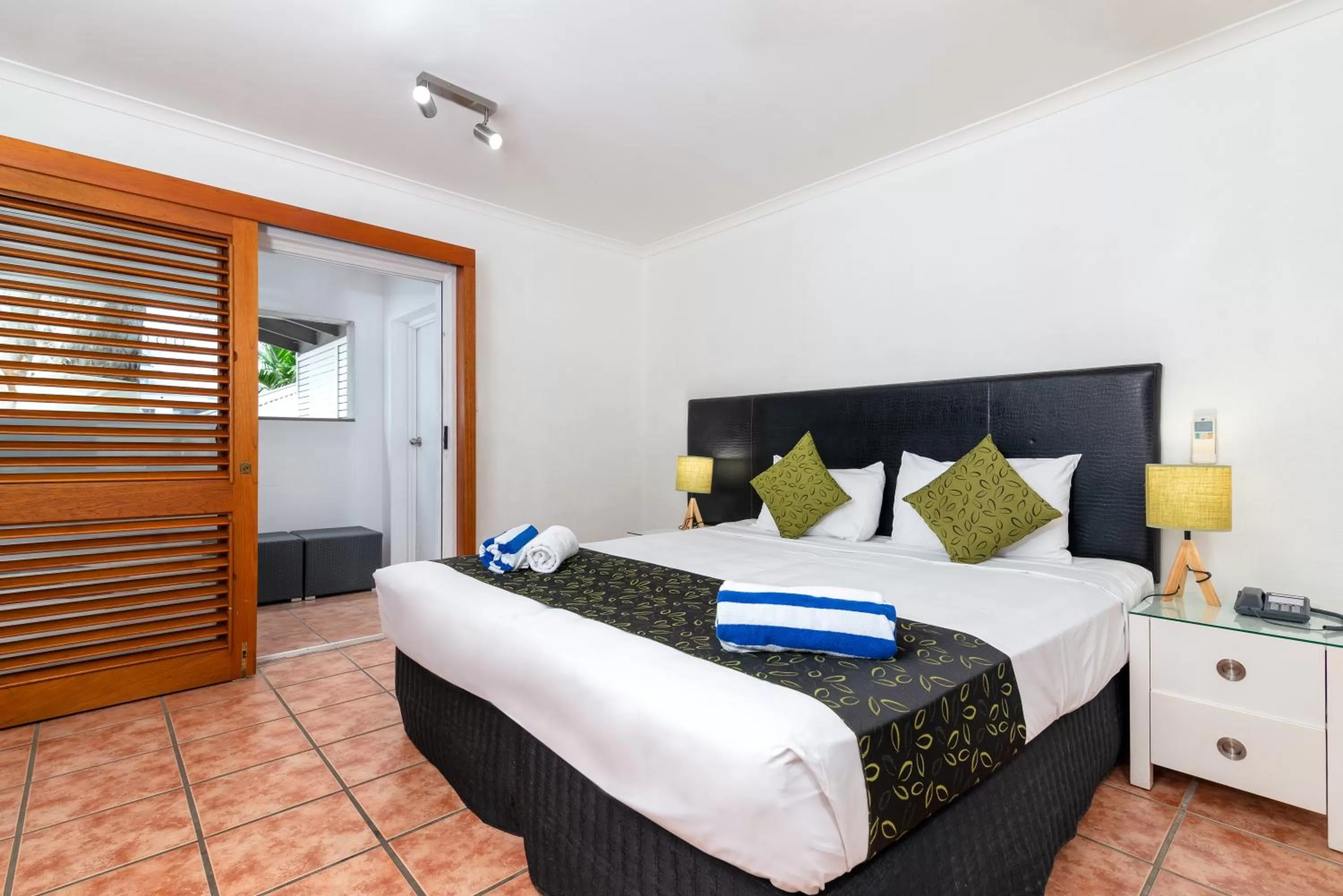 Bed in Paradise On The Beach Resort