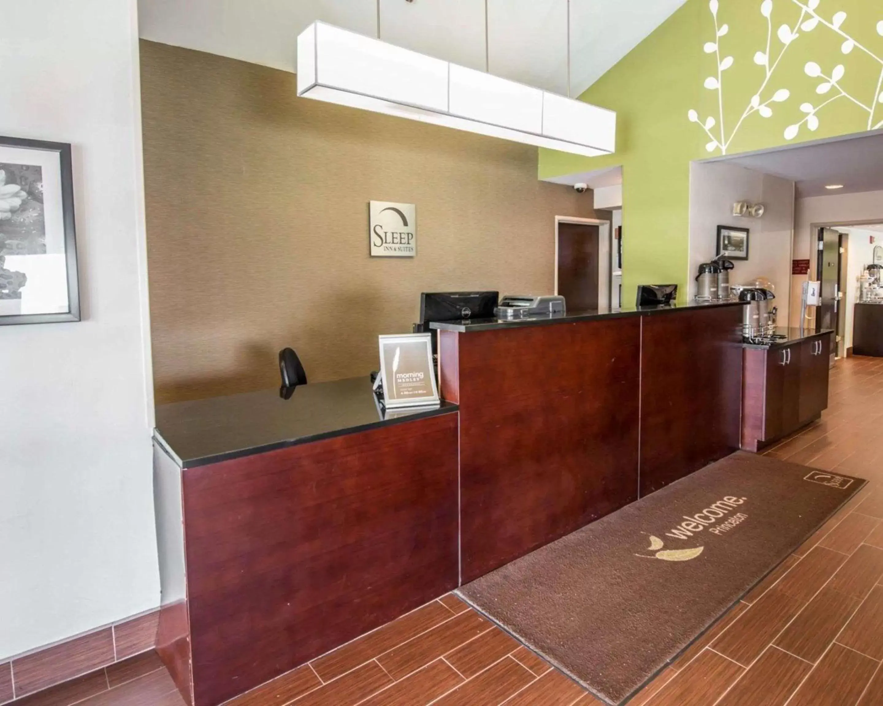 Lobby or reception, Lobby/Reception in Sleep Inn & Suites Princeton I-77