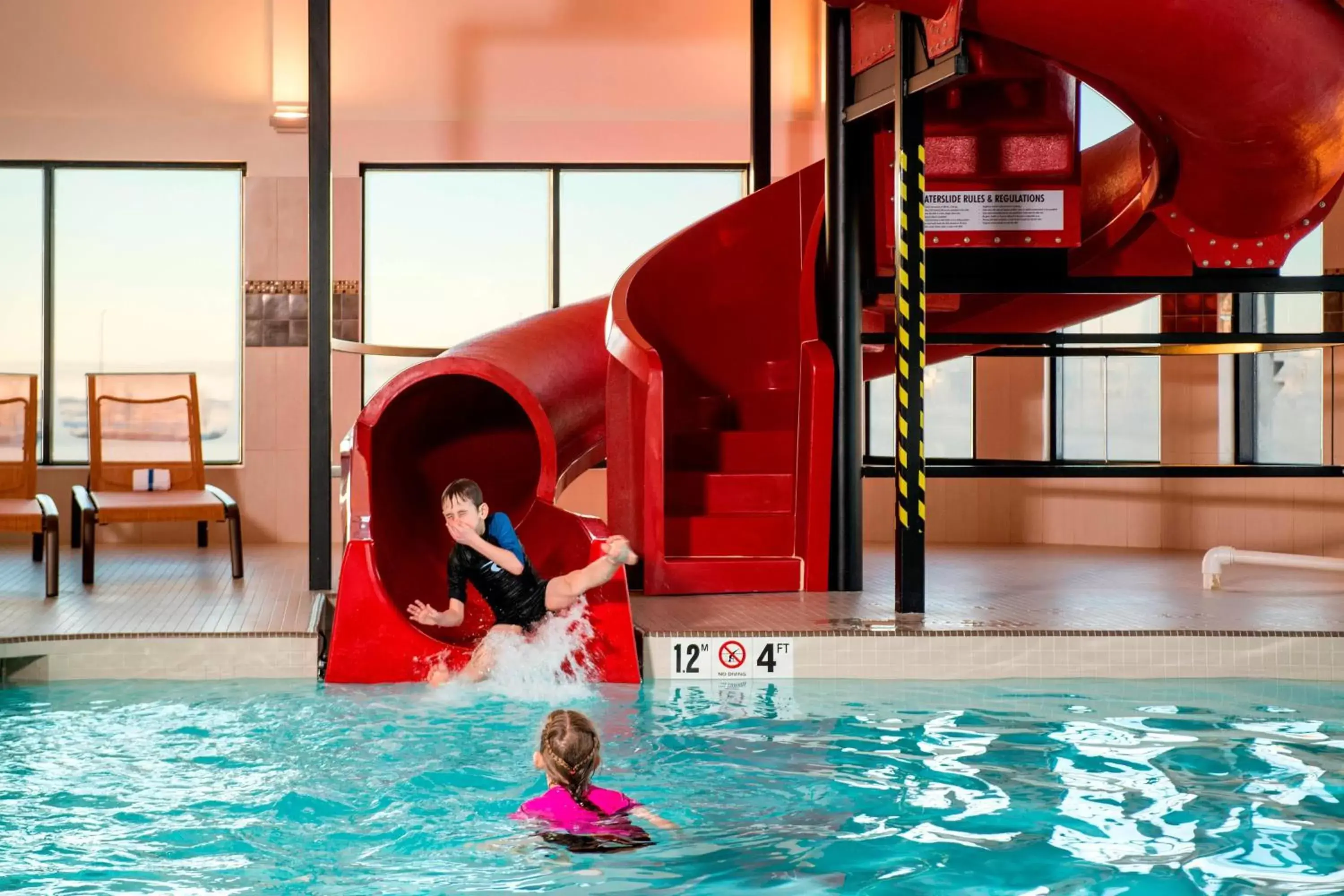 Swimming Pool in Courtyard by Marriott Calgary South