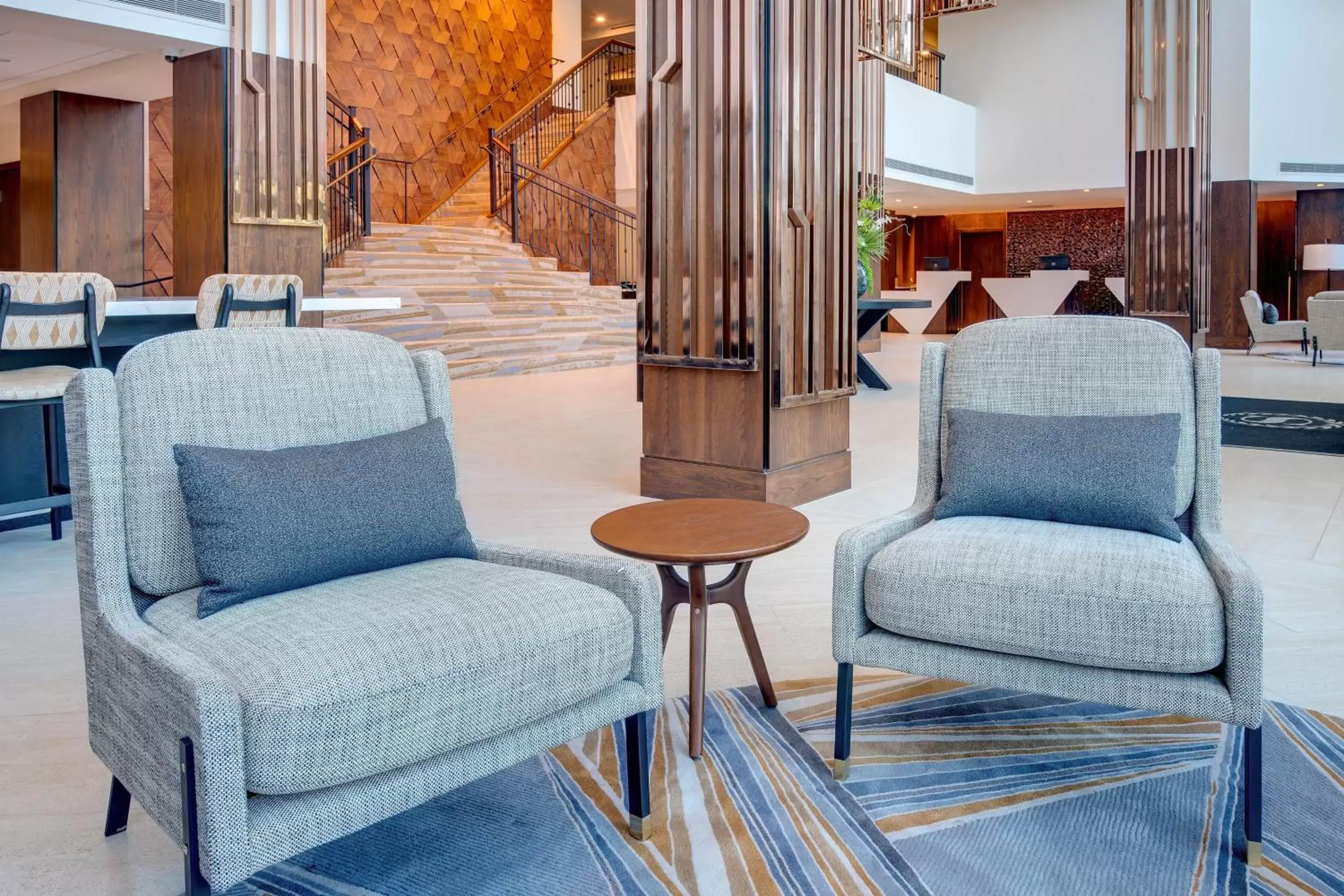 Lobby or reception, Seating Area in Sheraton Eatontown Hotel