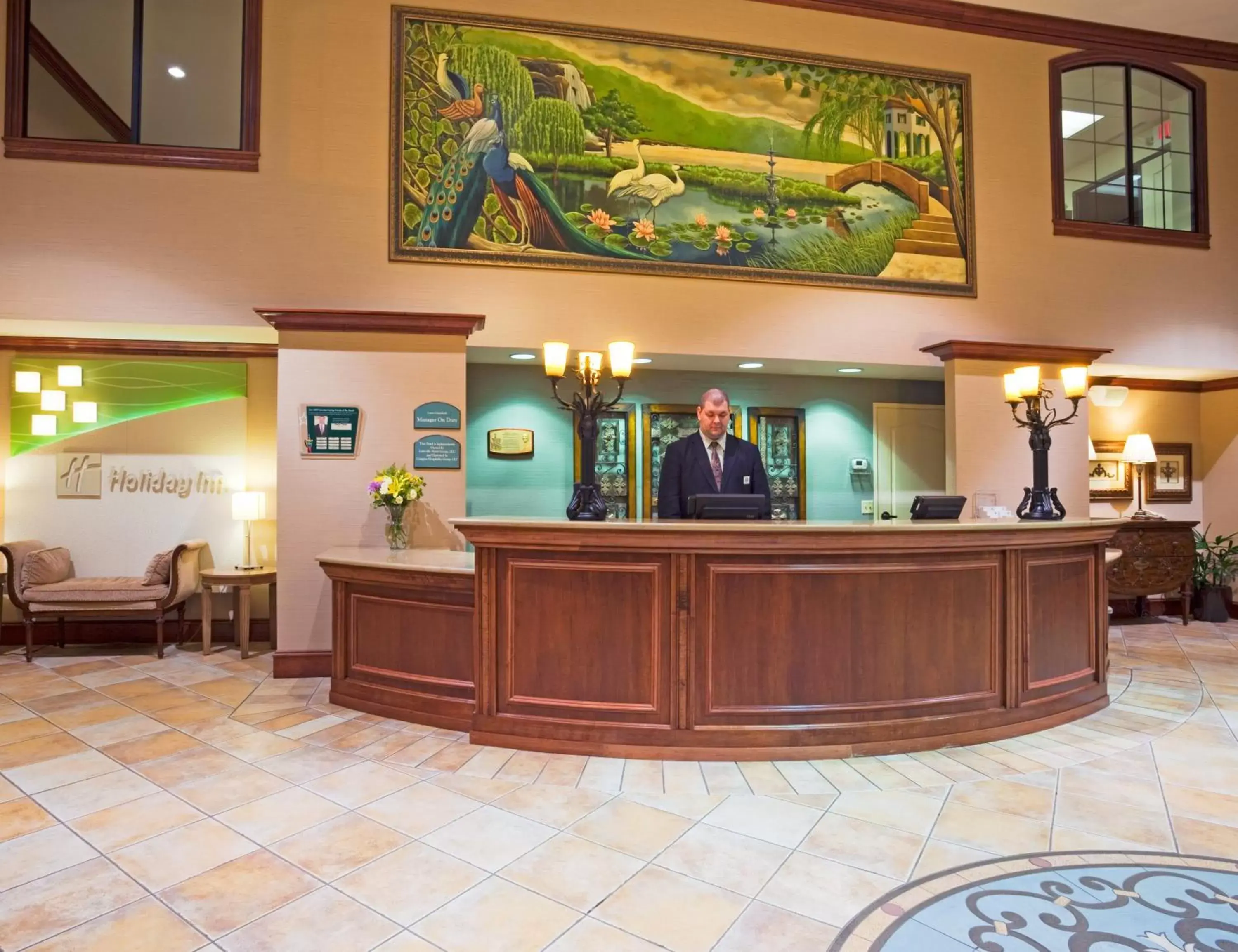 Property building in Holiday Inn Hotel & Suites Minneapolis-Lakeville, an IHG Hotel