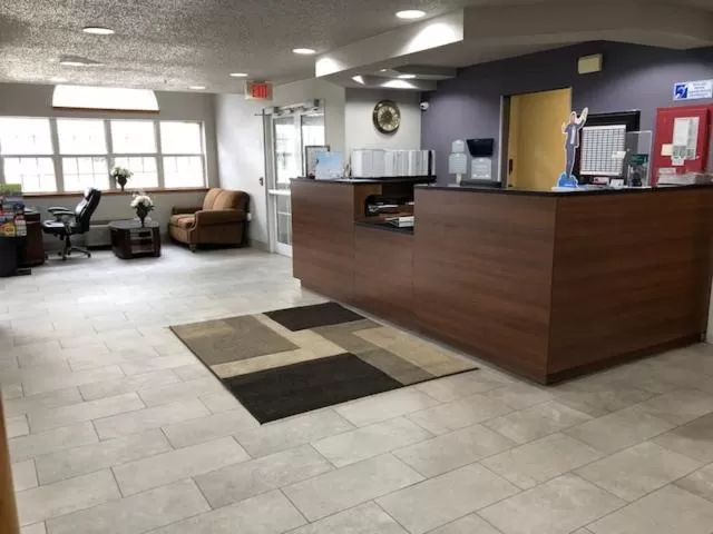 Lobby or reception in Microtel Inn & Suites by Wyndham Pittsburgh Airport
