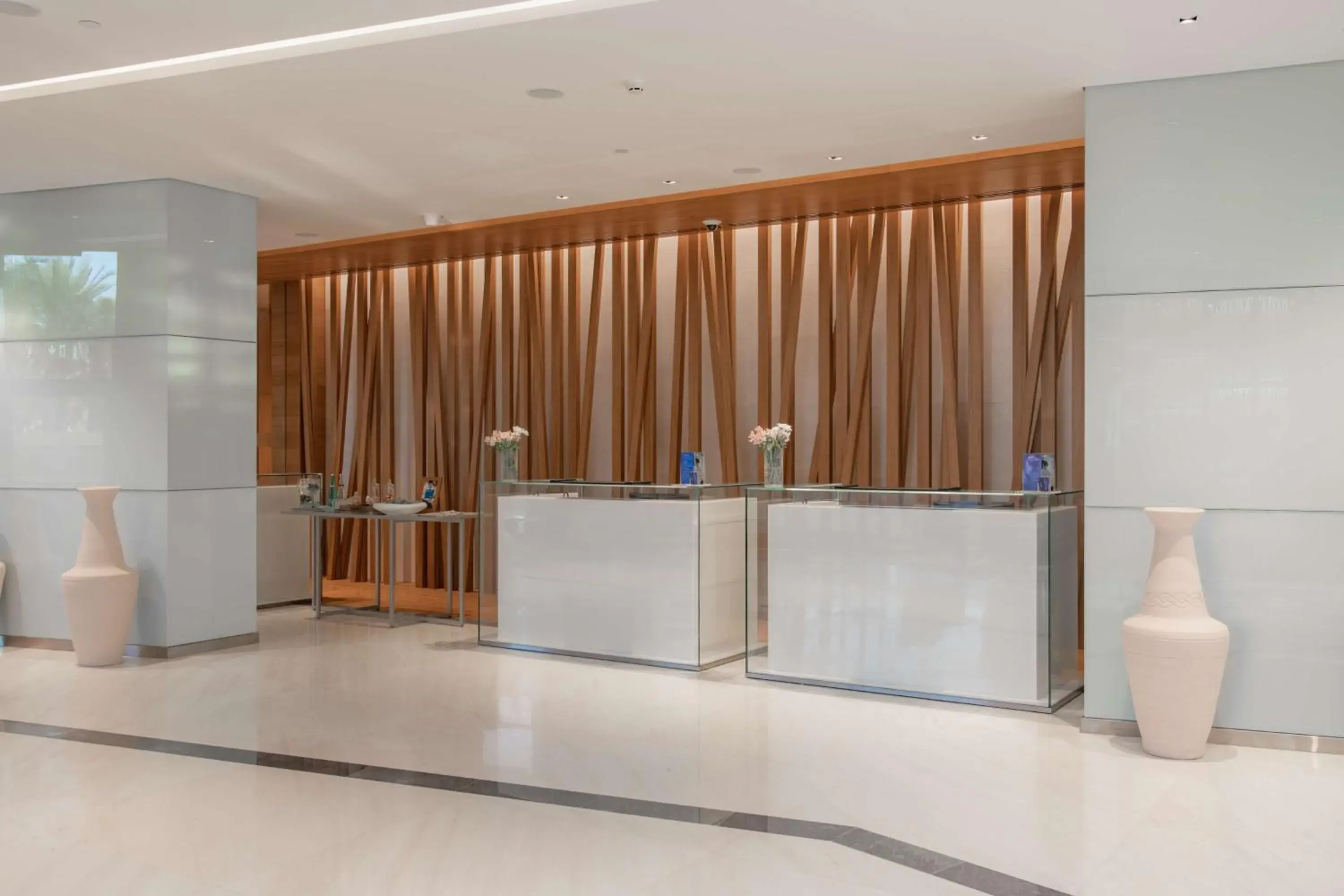 Lobby or reception, Lobby/Reception in Radisson Blu Hotel & Residence, Riyadh Diplomatic Quarter