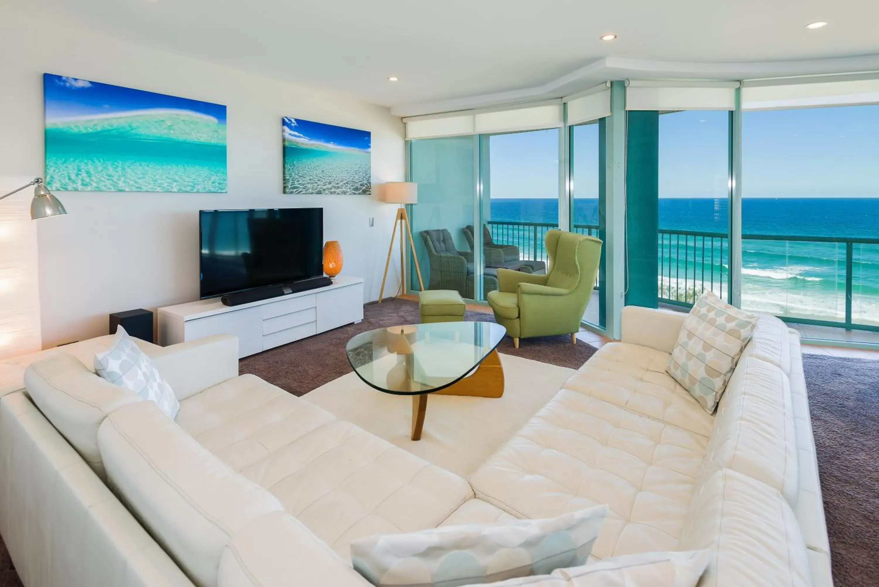 Living room, Seating Area in The Waterford on Main Beach