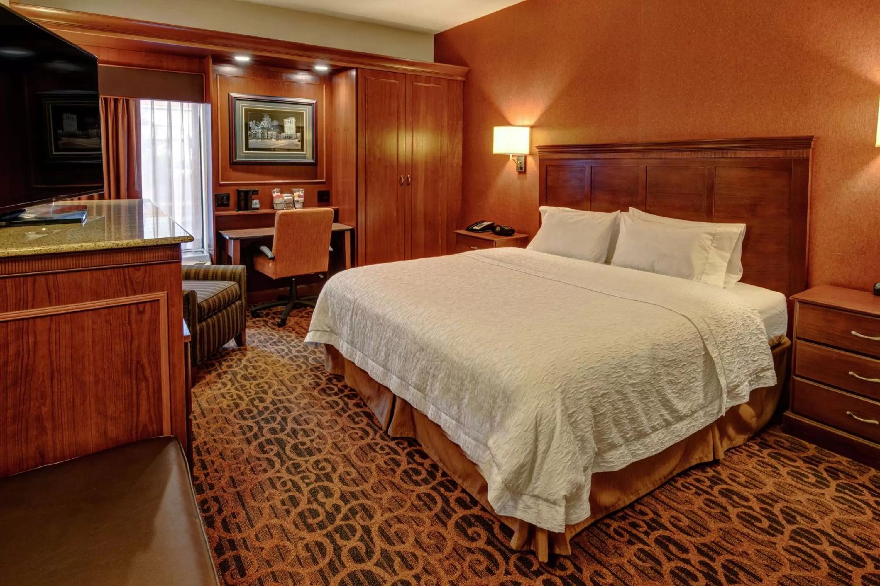 Bedroom, Bed in Hampton Inn Winchester KY