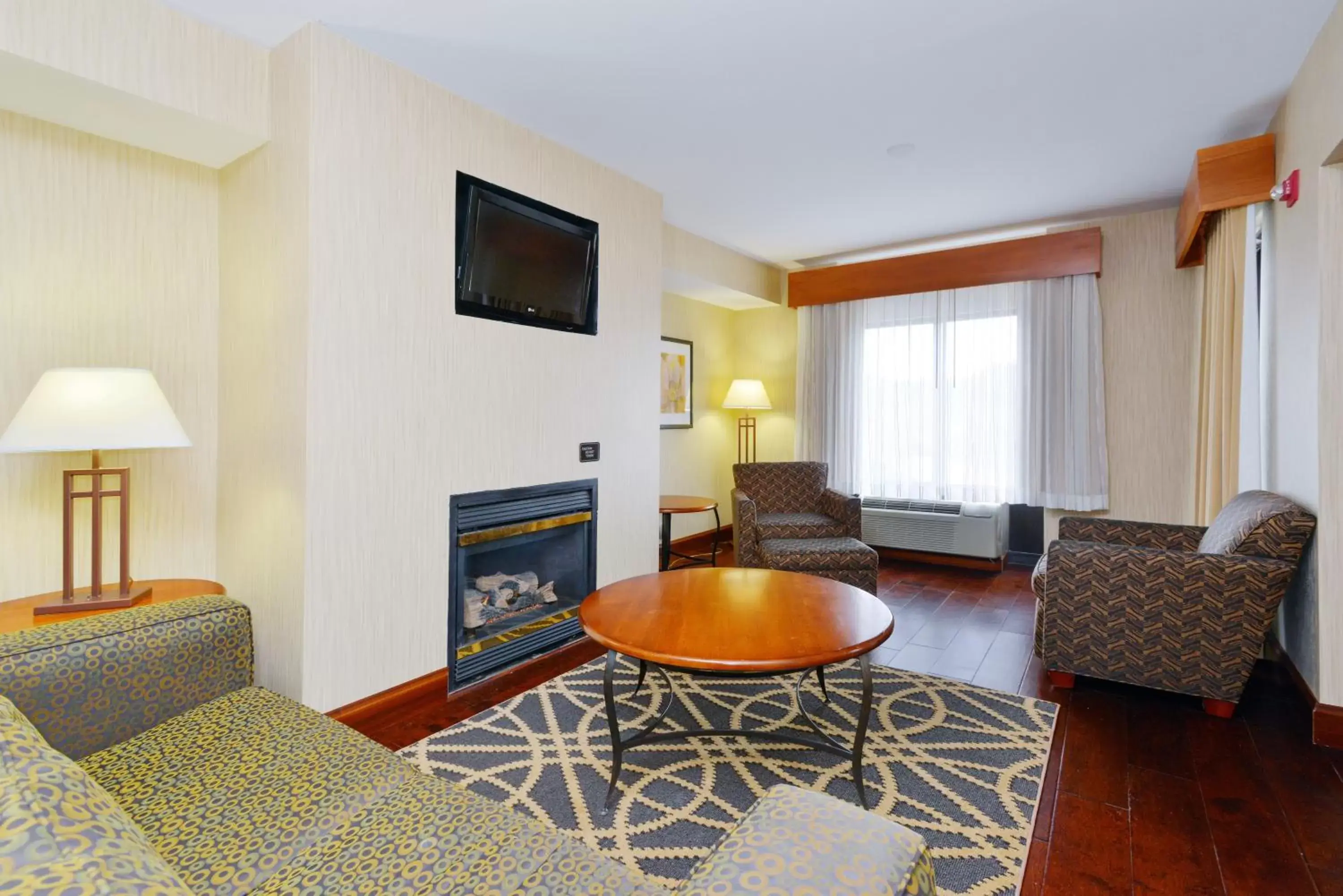 Photo of the whole room, Seating Area in Holiday Inn Express Boone, an IHG Hotel