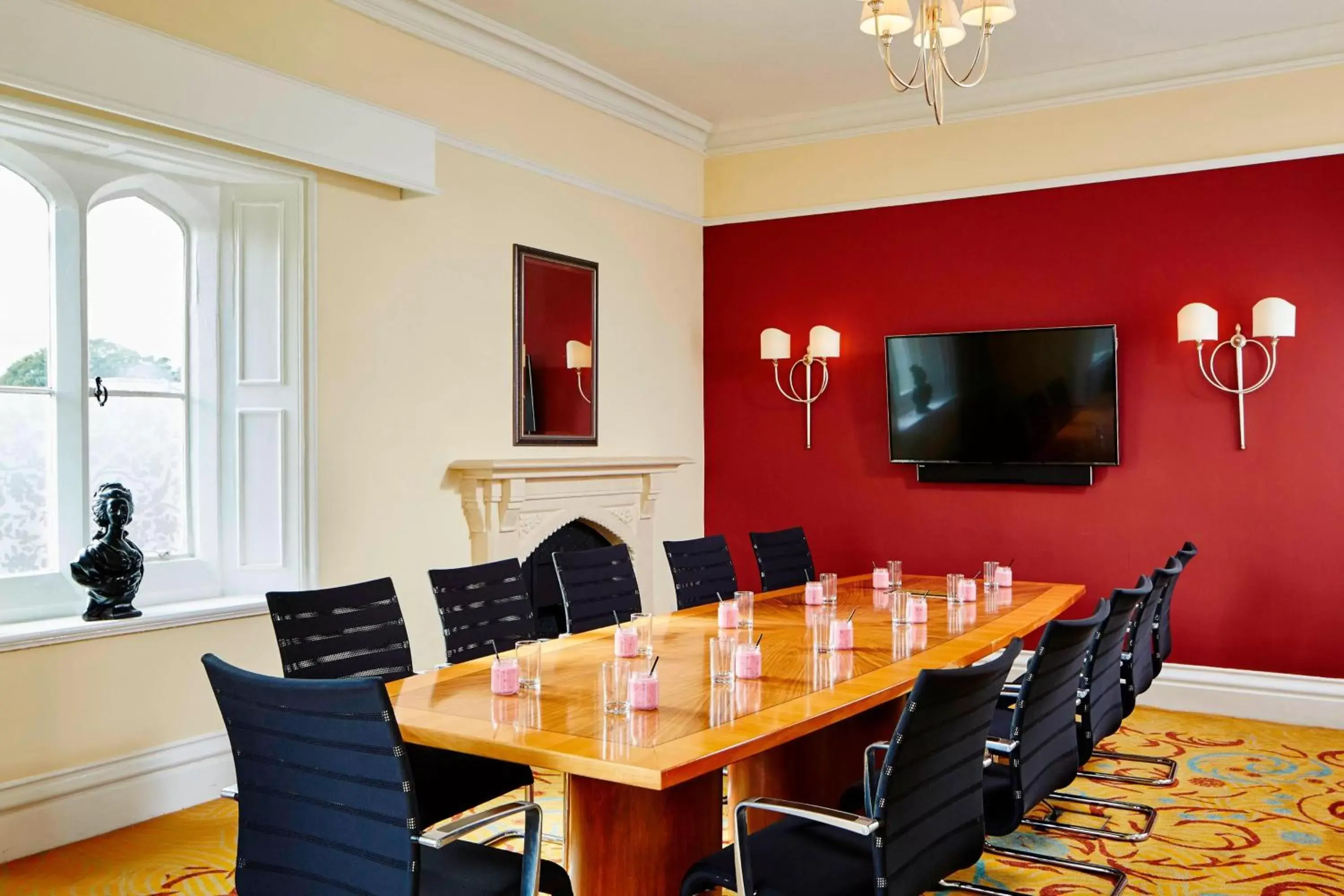 Meeting/conference room, Dining Area in Delta Hotels by Marriott St Pierre Country Club
