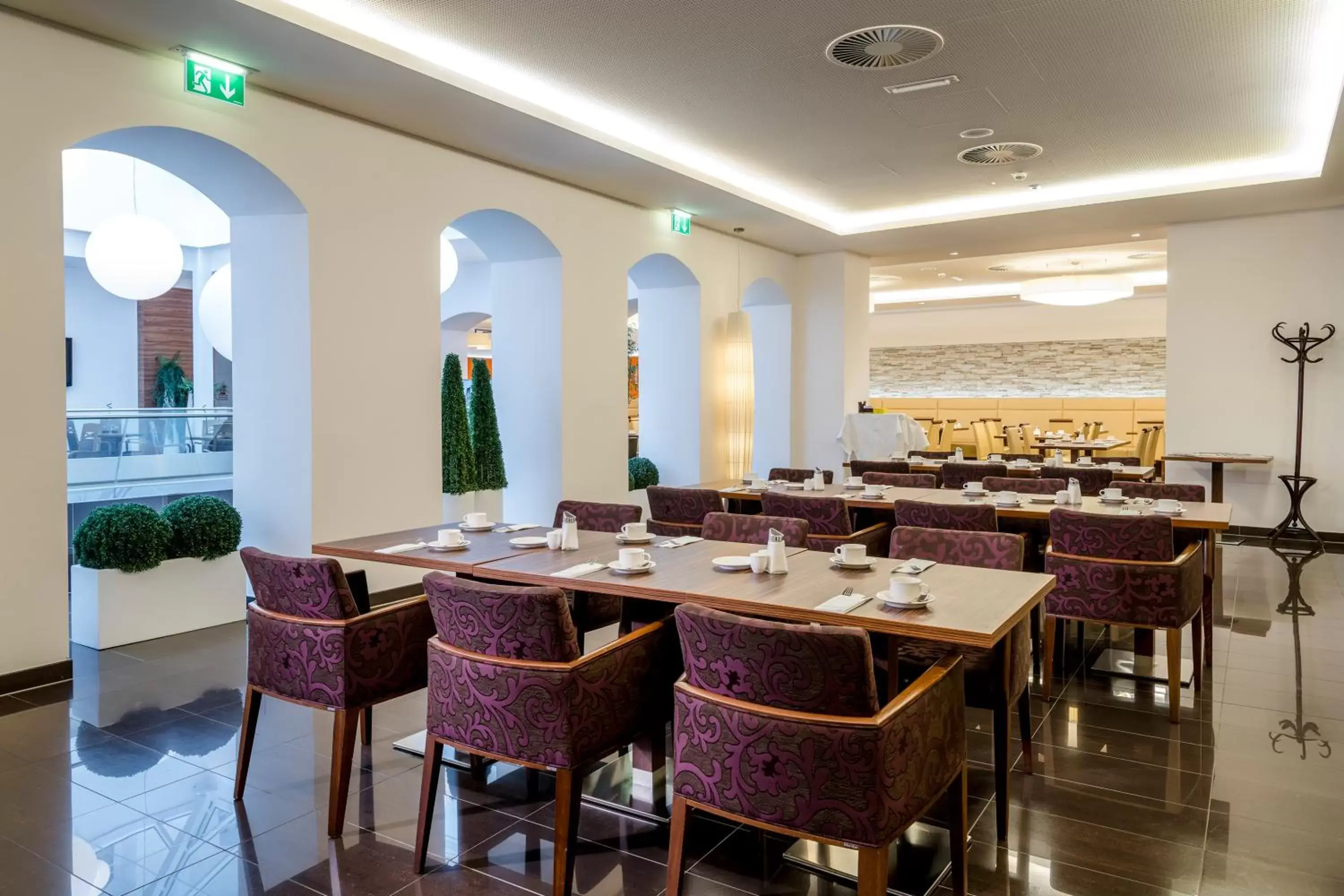 Breakfast, Restaurant/Places to Eat in Hotel IMLAUER Wien