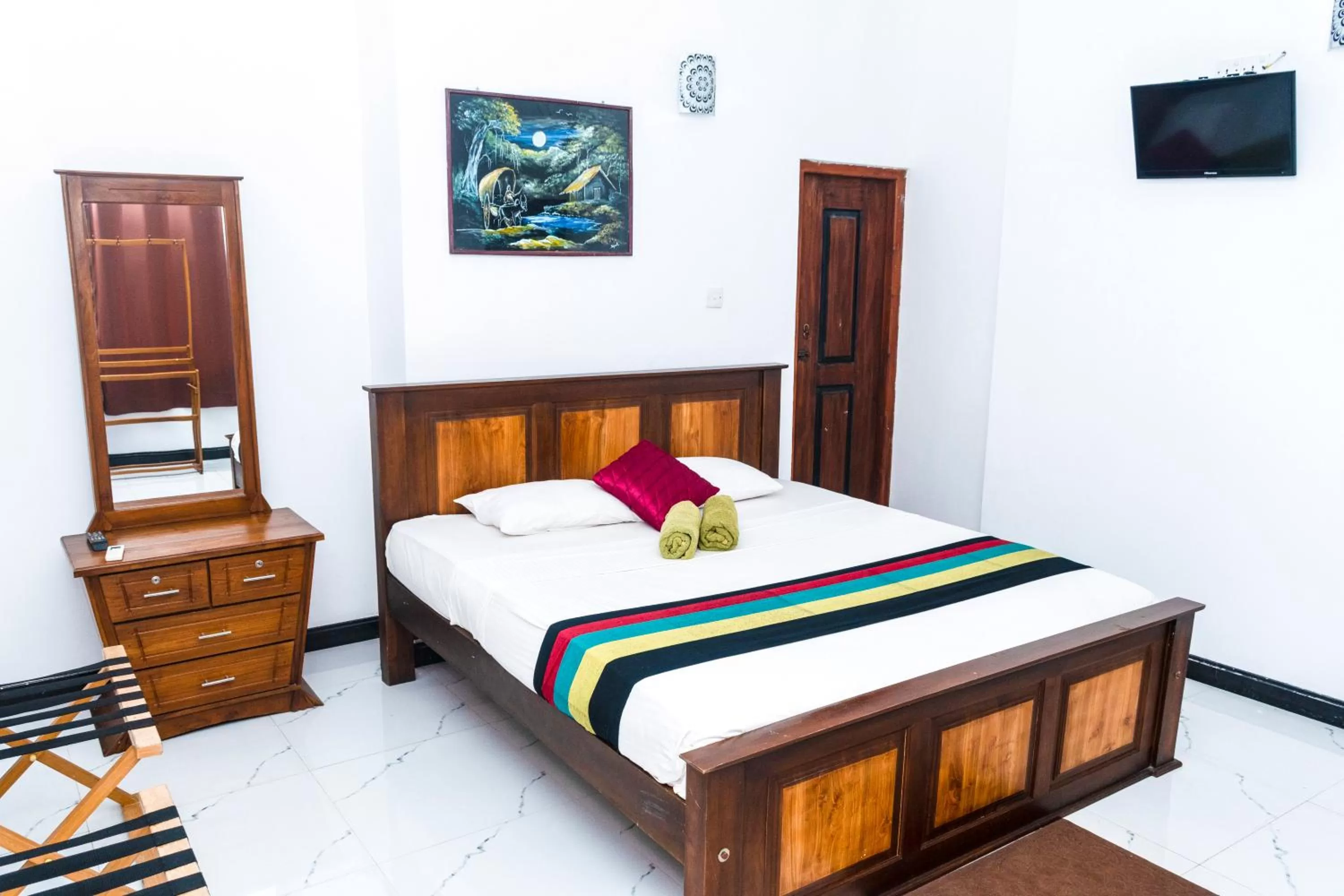 Bed in Kandy Riverside Villa