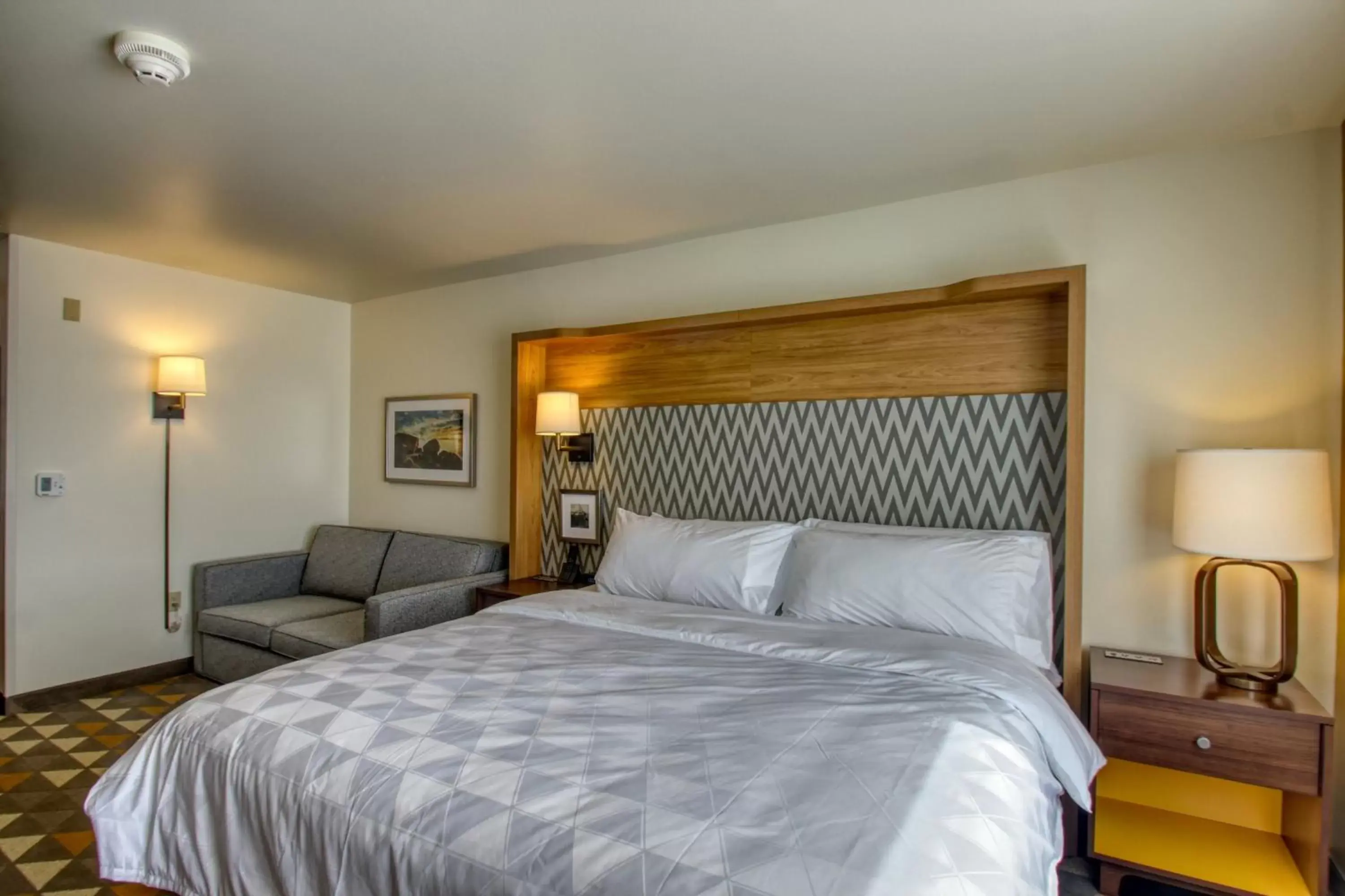 Photo of the whole room, Bed in Holiday Inn - Appleton by IHG Photo of the whole room, Bed in Holiday Inn - Appleton by IHG