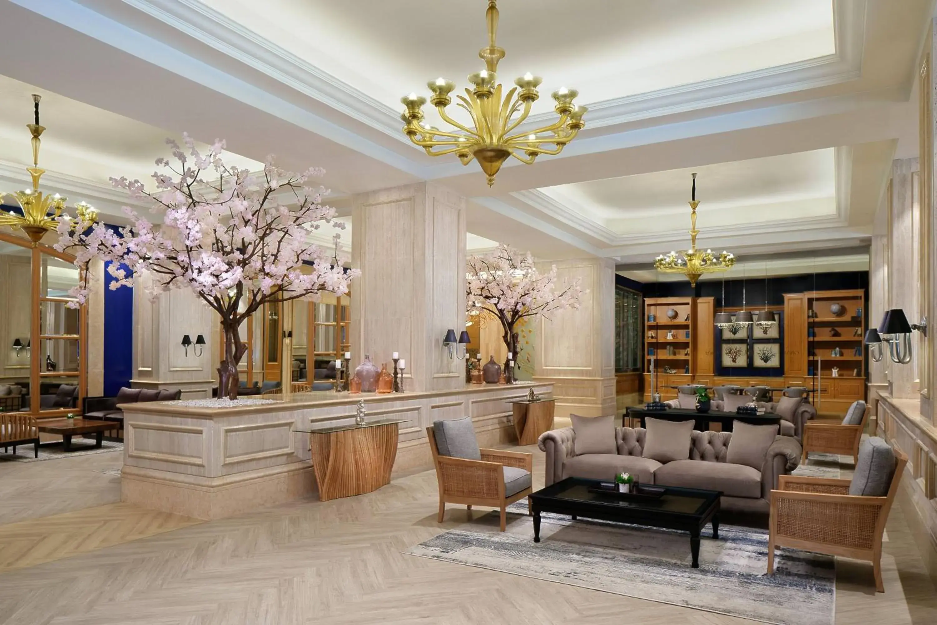 Lounge or bar, Lobby/Reception in The Ritz-Carlton Jakarta, Mega Kuningan