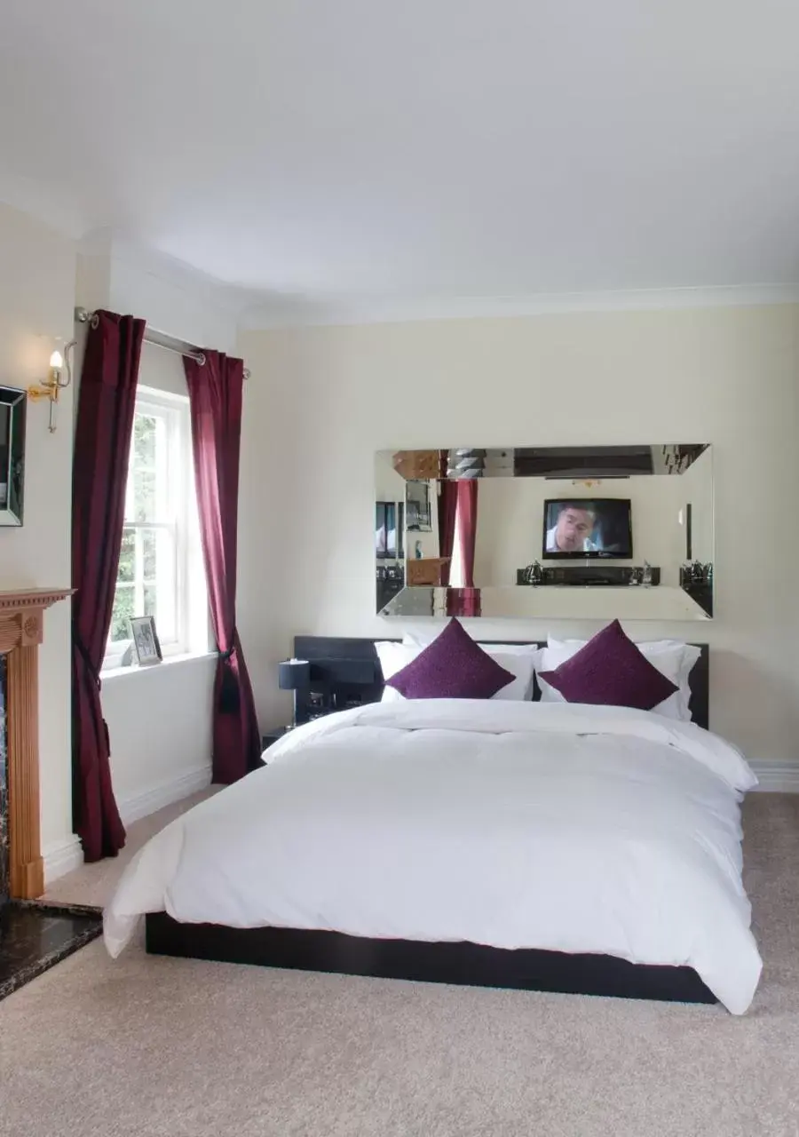 Bed in Sturmer Hall Hotel and Conference Centre