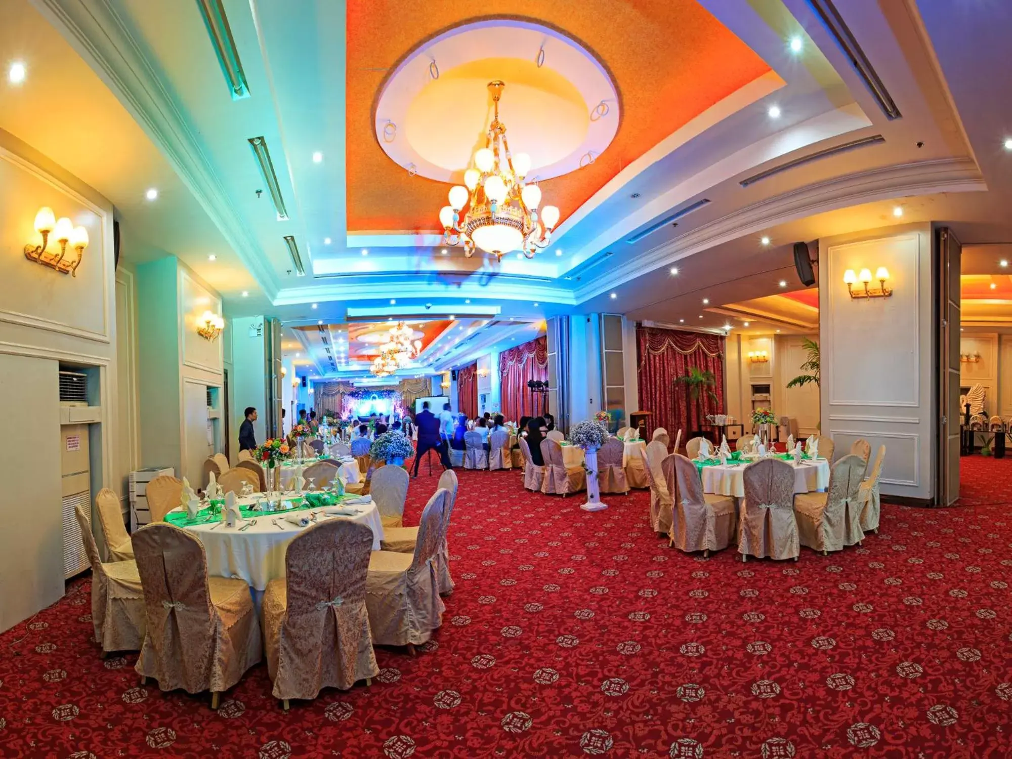 Entertainment, Banquet Facilities in Sarrosa International Hotel and Residential Suites