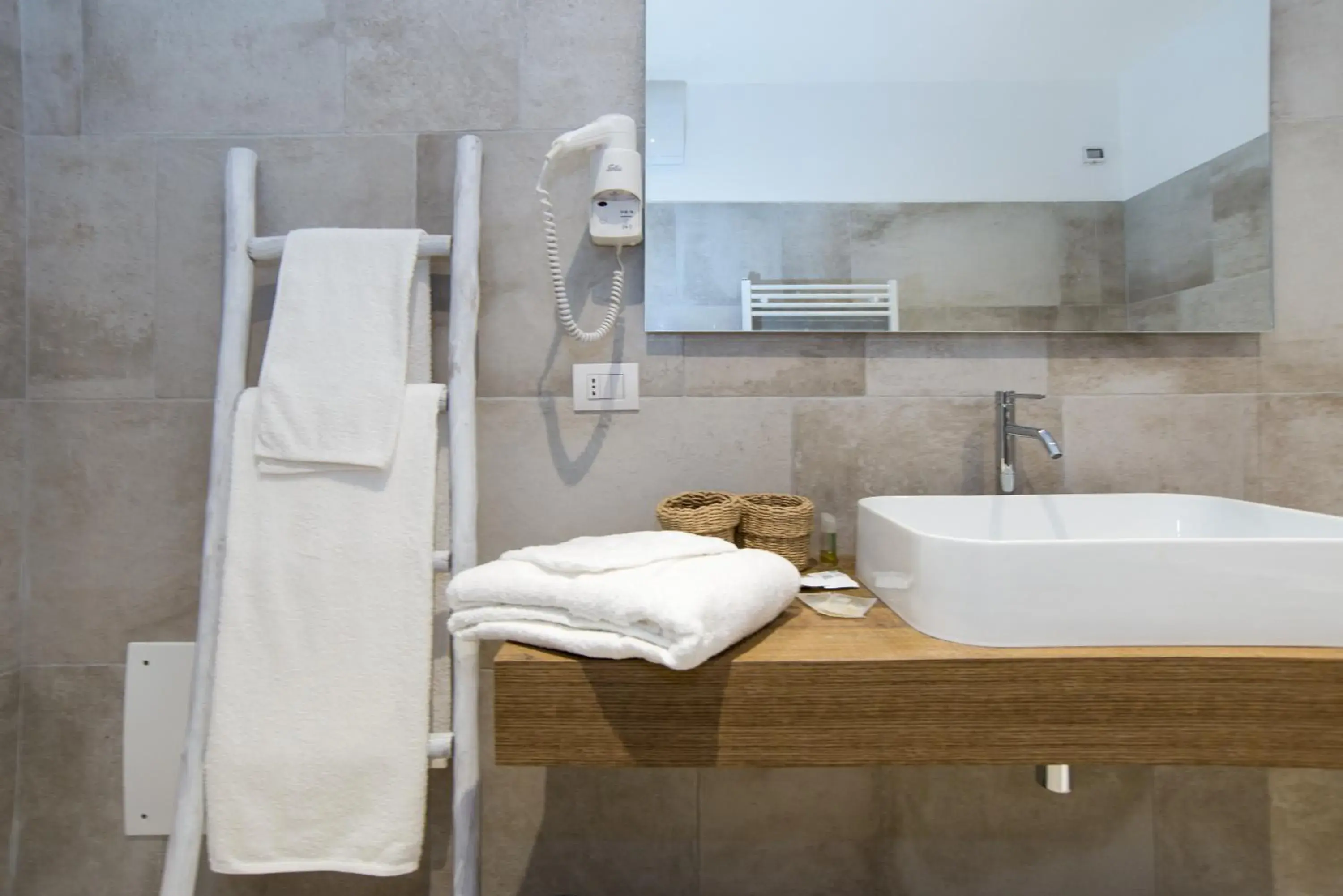 Bathroom in Masseria Fontana di Vite