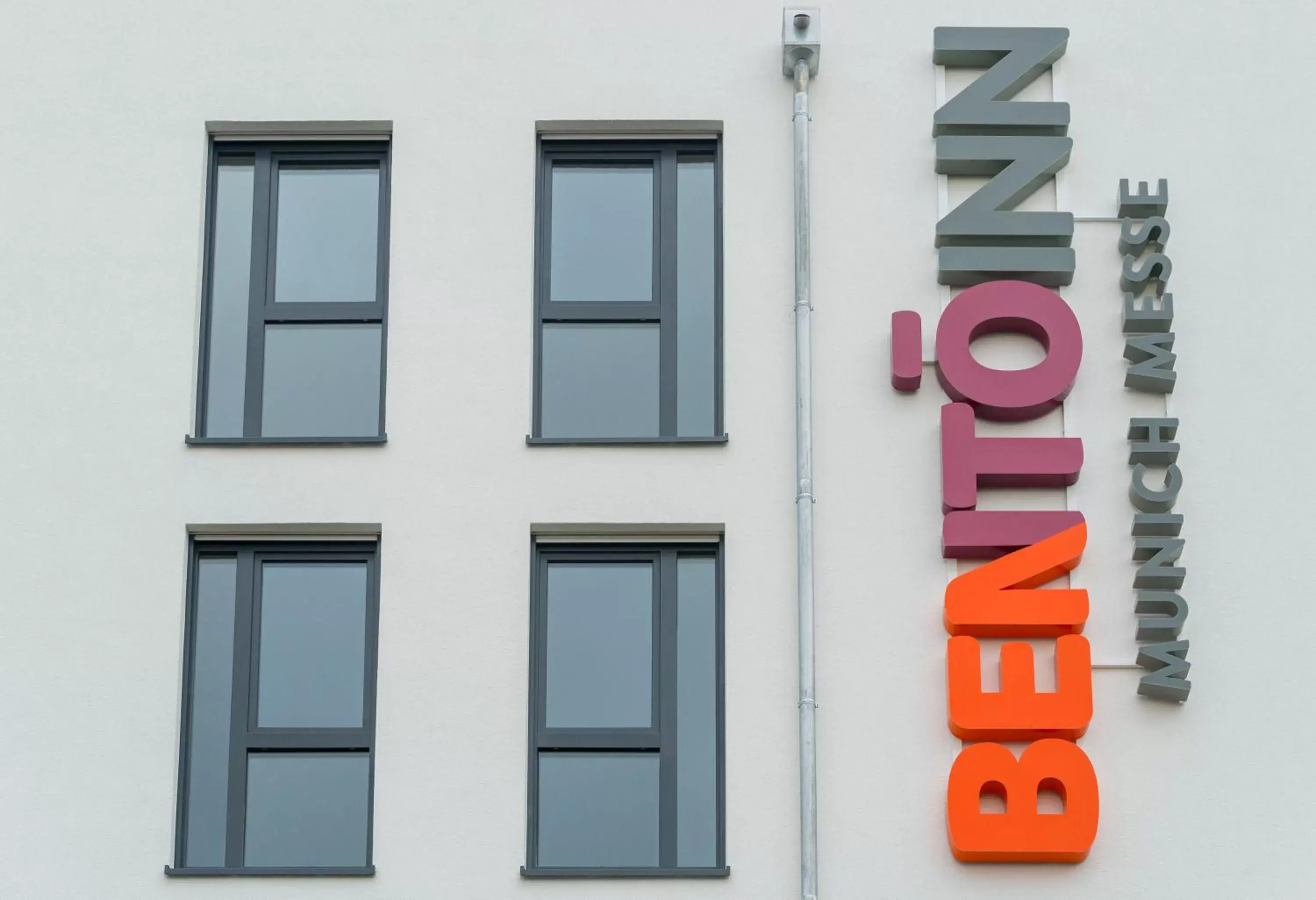 Property building, Property Logo/Sign in Bento Inn Munich Messe