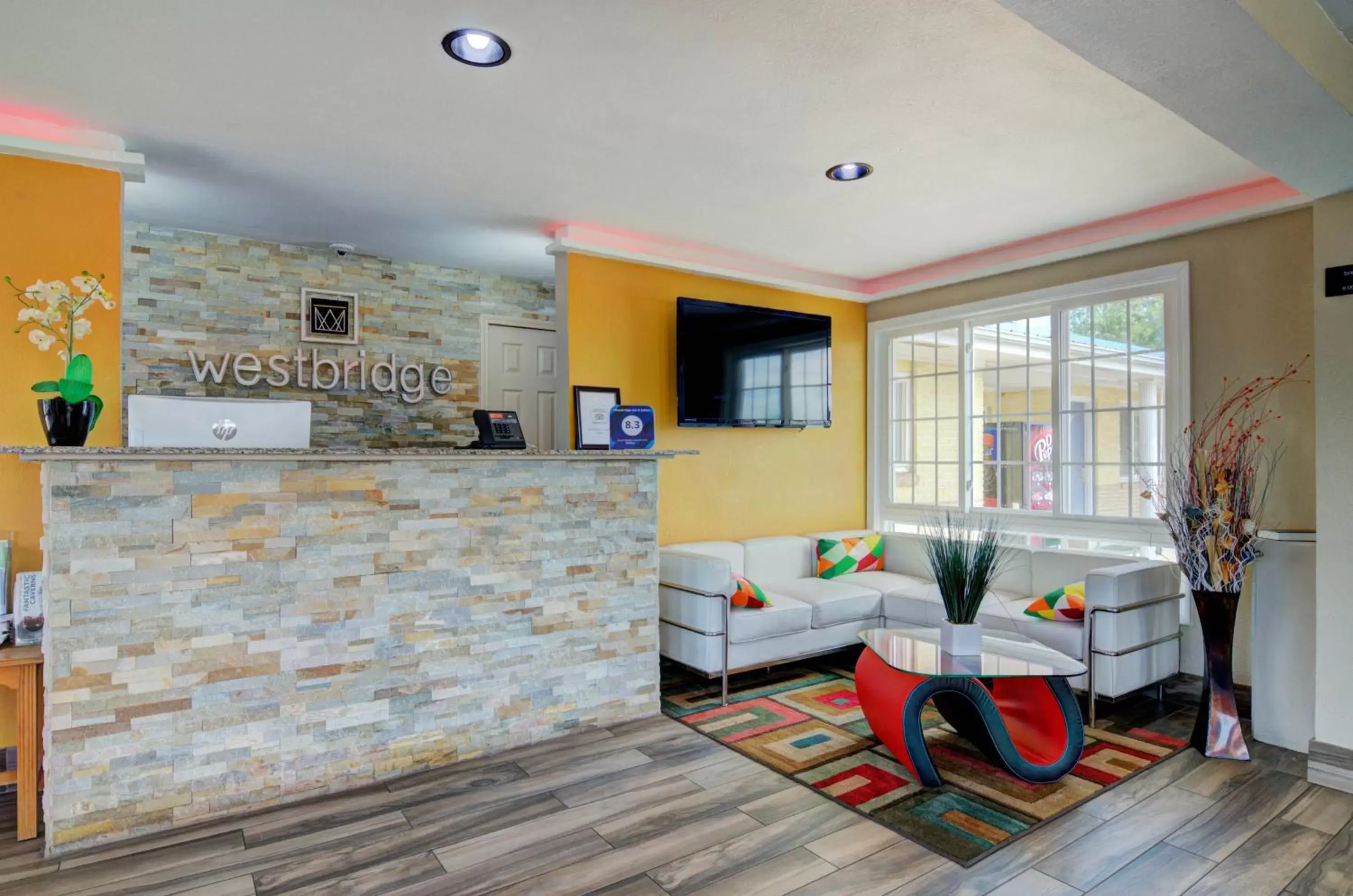 Lobby or reception, Seating Area in Westbridge Inn & Suites