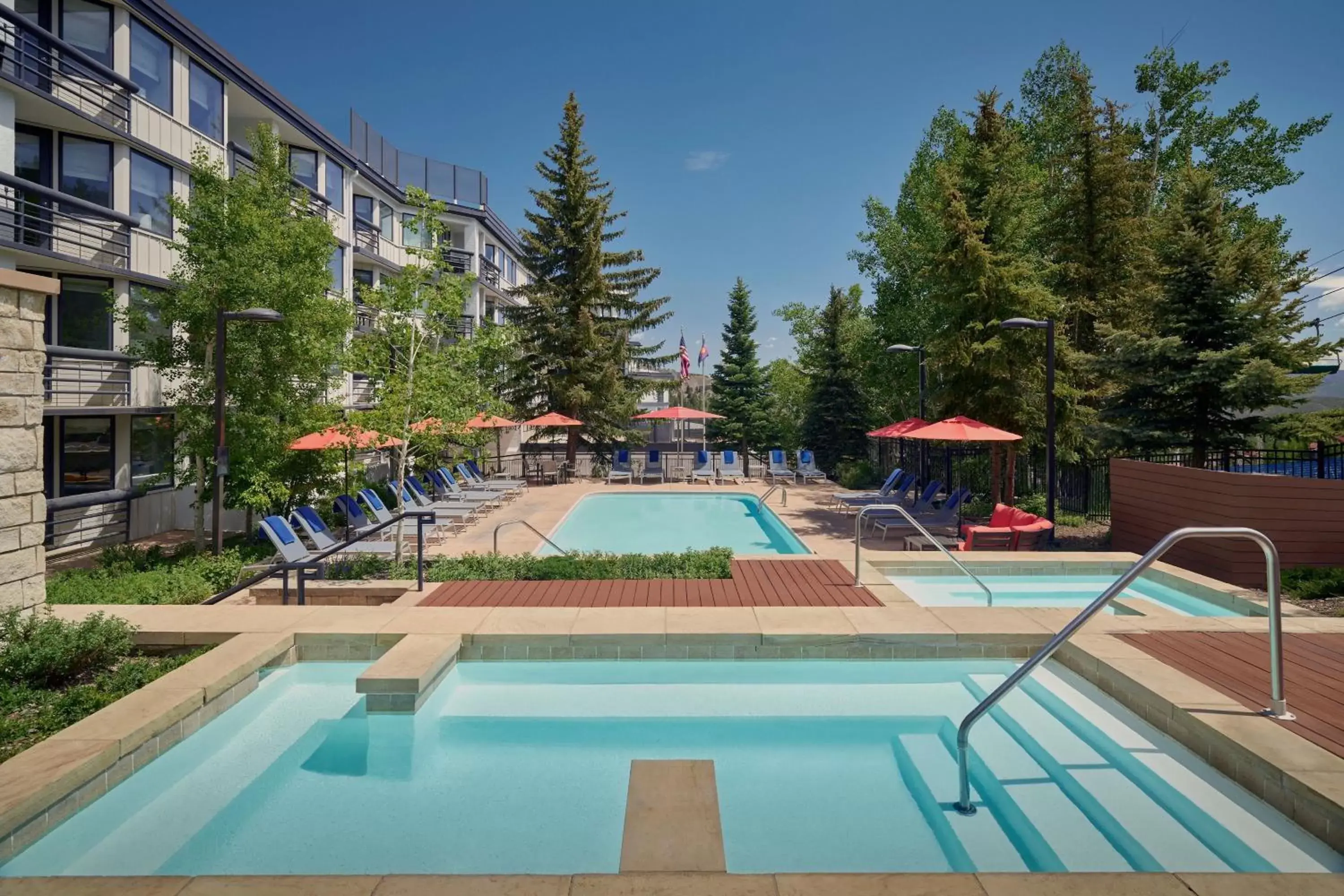 Swimming Pool in Viewline Resort Snowmass, Autograph Collection