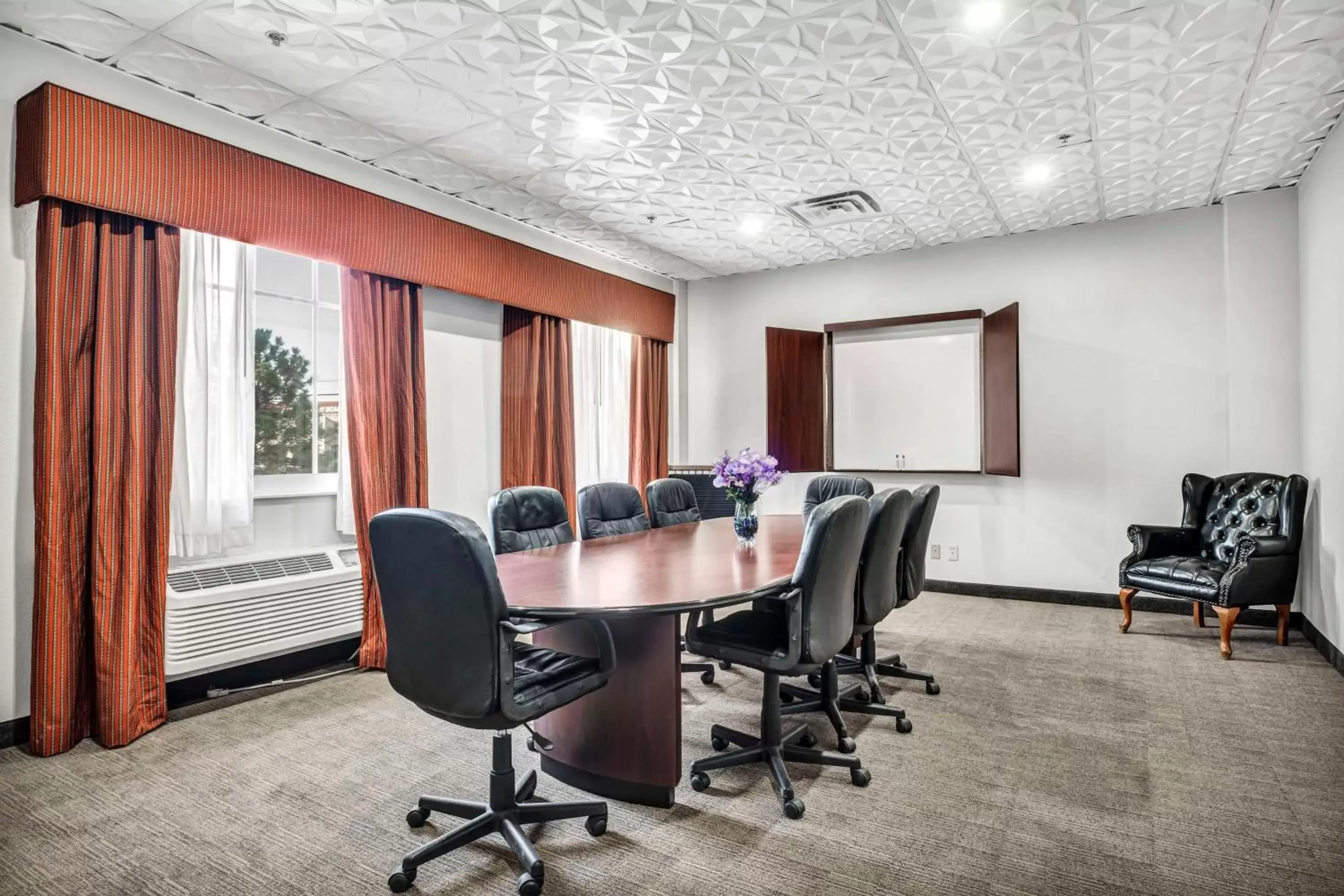 Meeting/conference room in Country Inn & Suites by Radisson, Oklahoma City at Northwest Expressway, OK