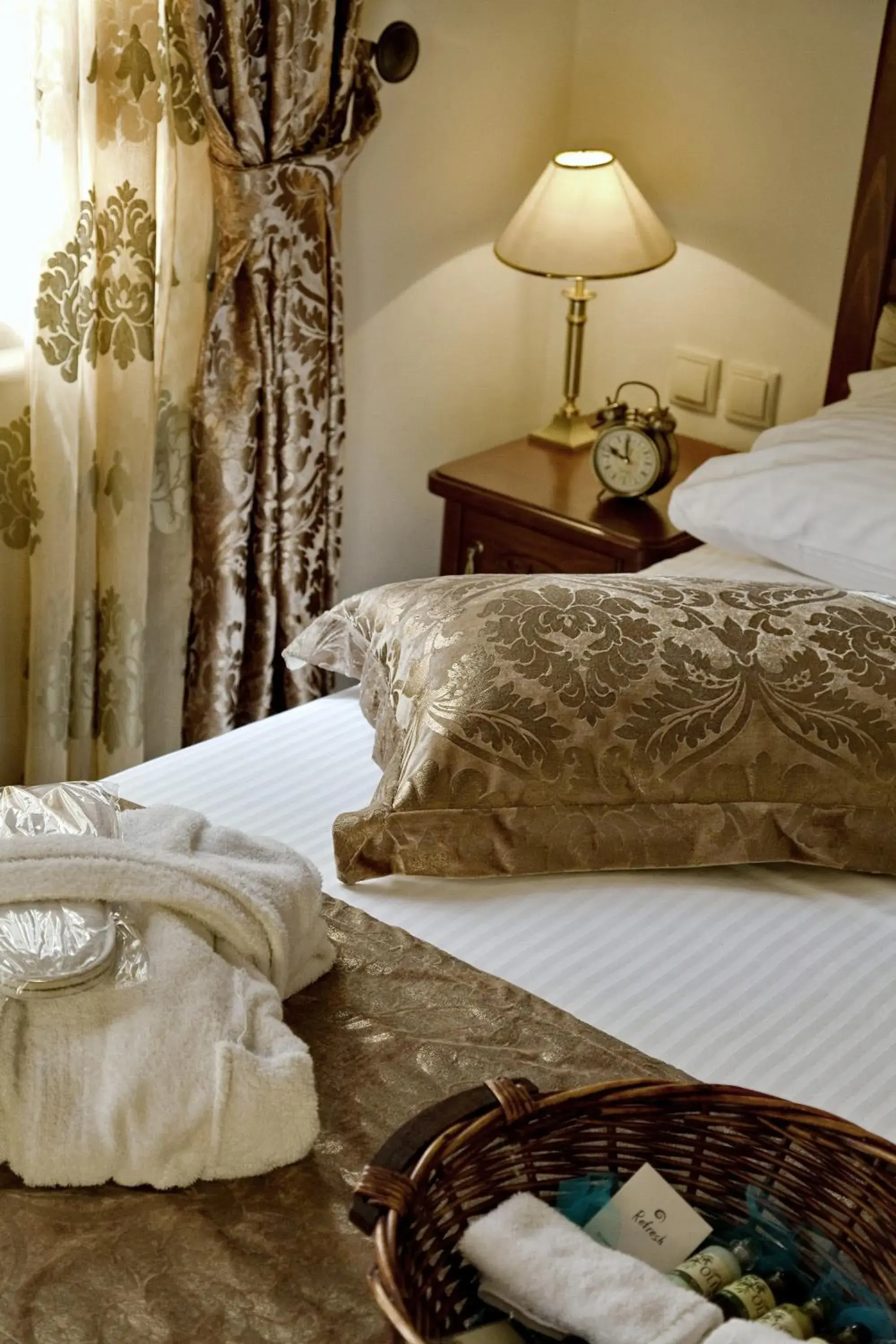 Decorative detail, Bed in Antica Dimora Suites