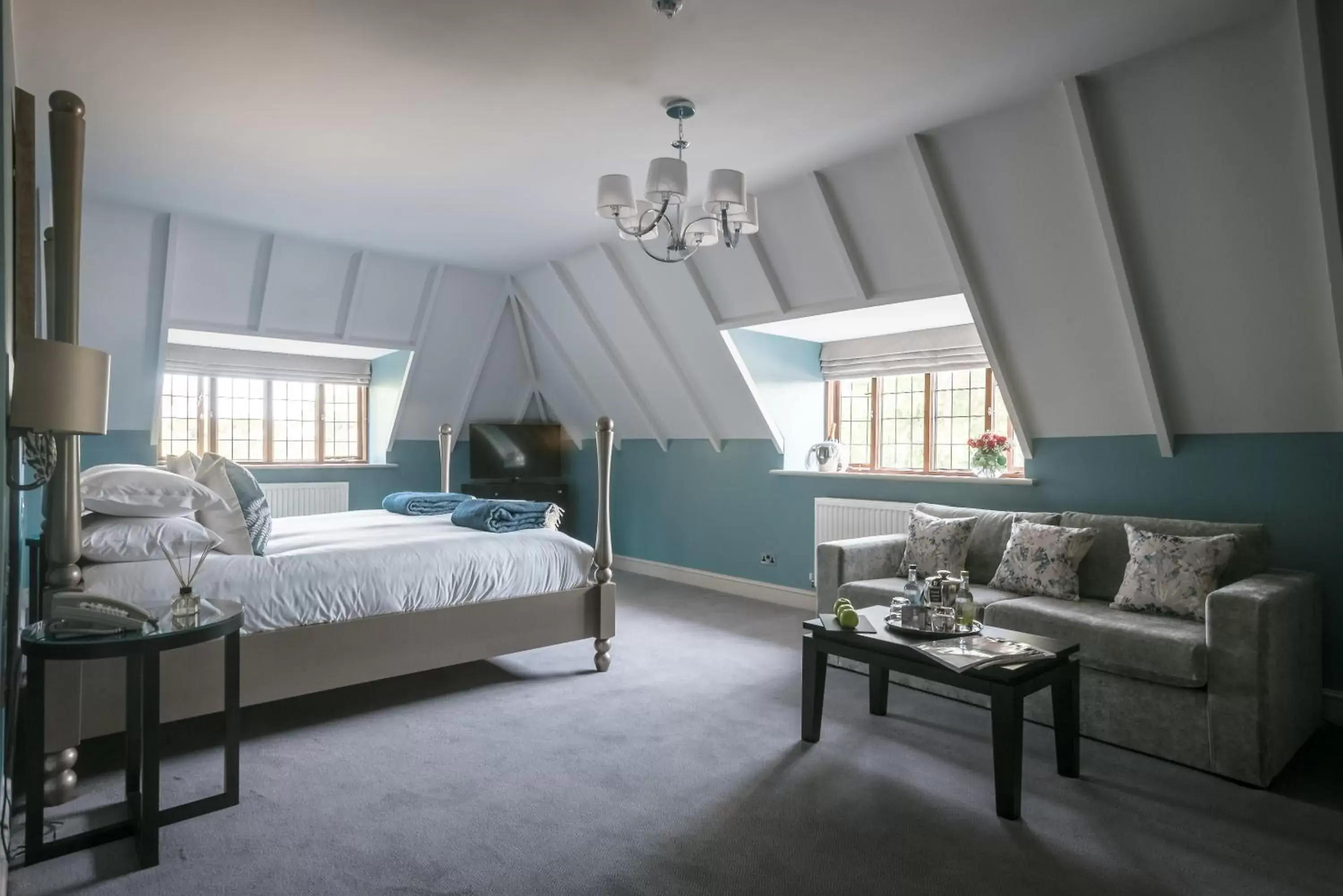 Bedroom in Hogarths Stone Manor