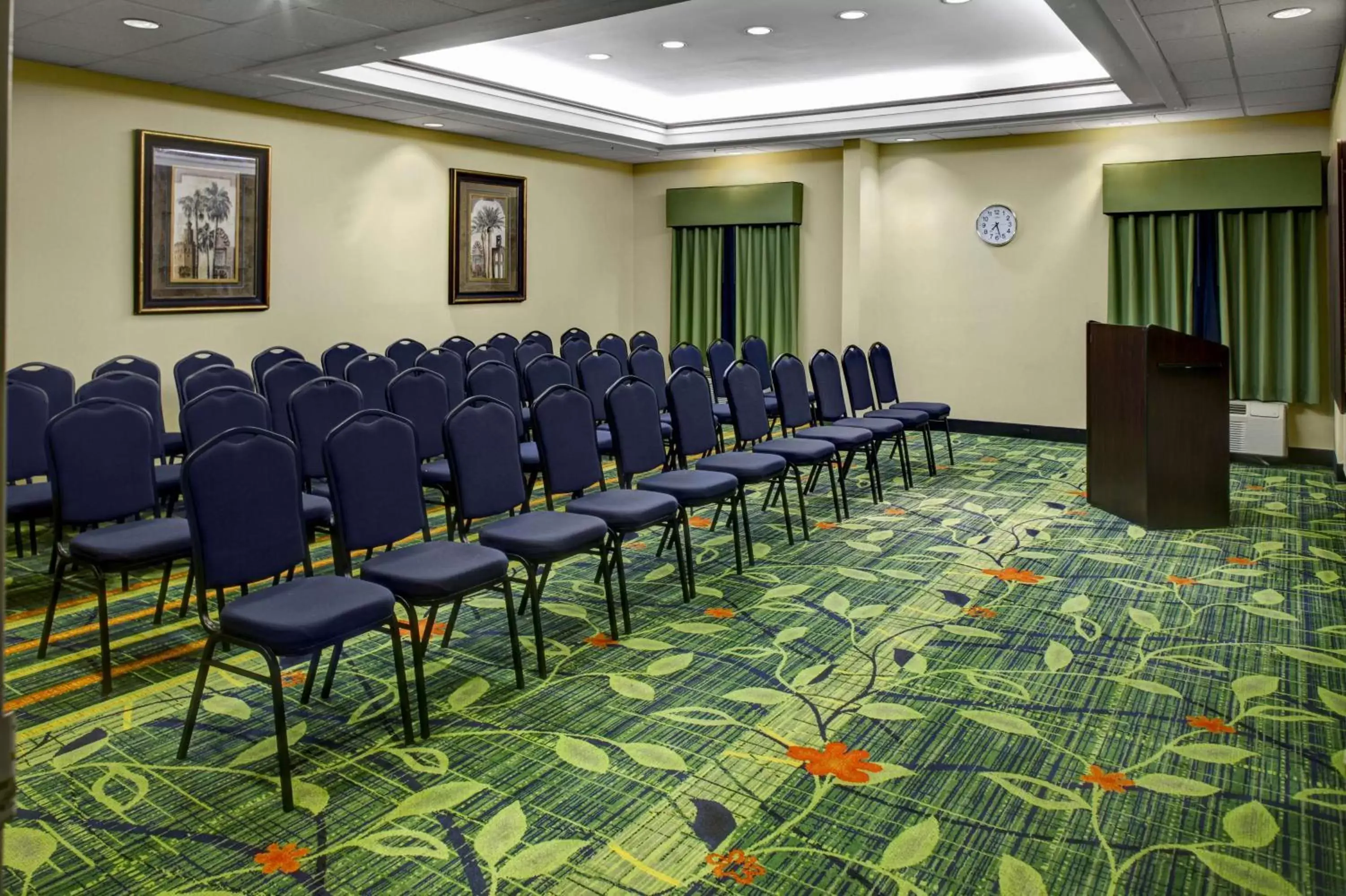 Meeting/conference room in Hampton Inn Richmond-SW Hull Street