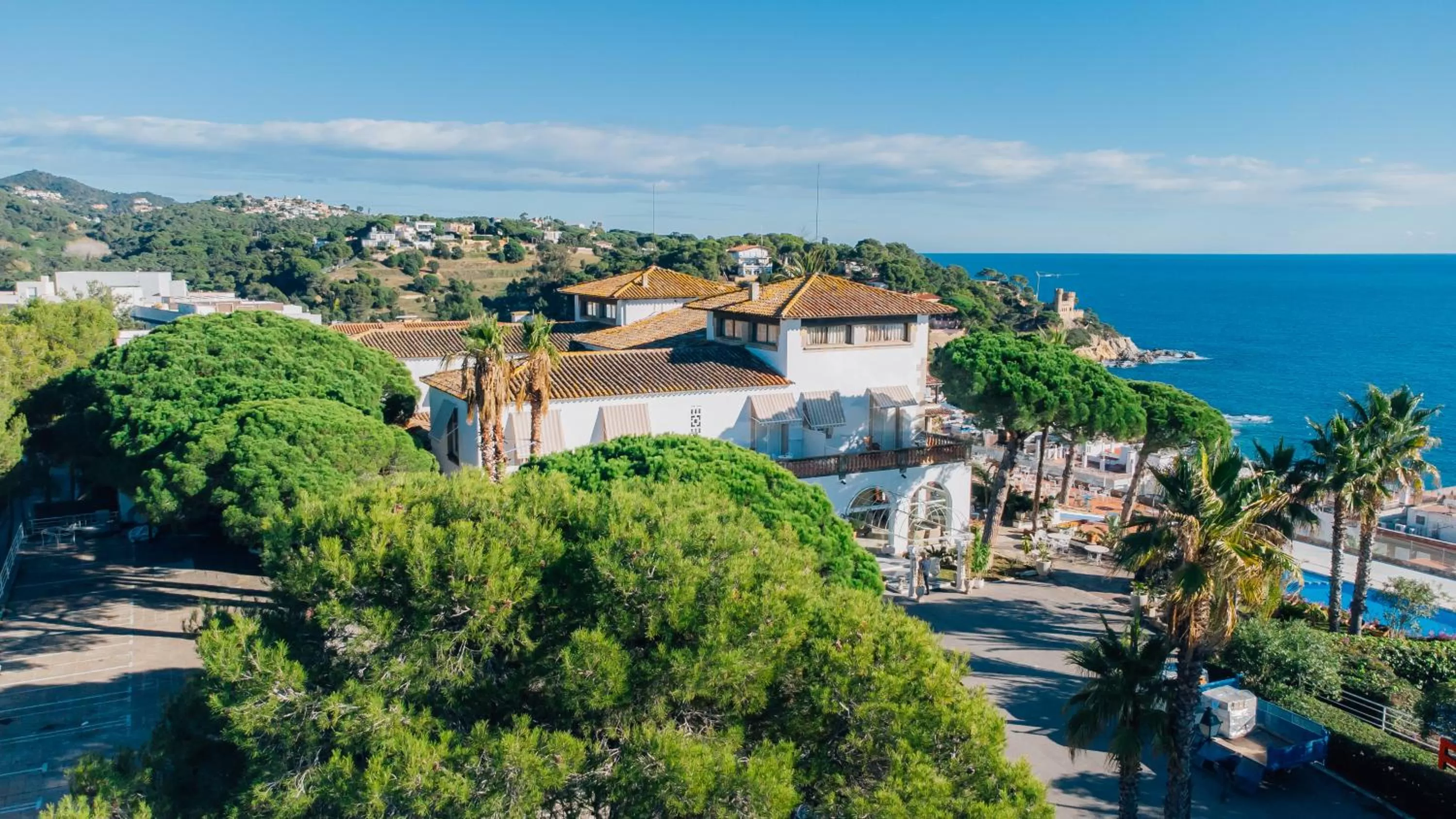 Bird's eye view in Hotel Roger de Flor by Seleqtta