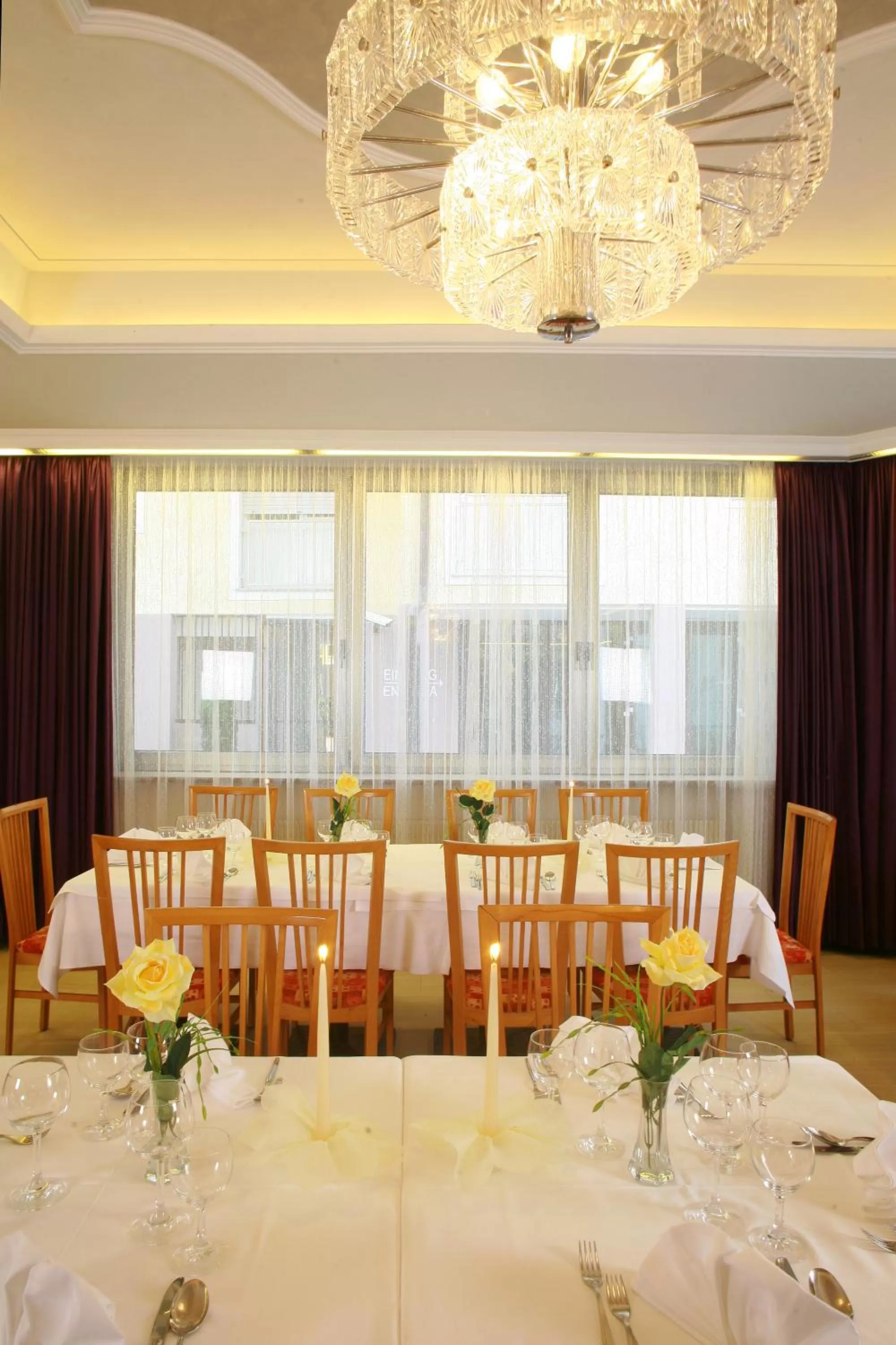 Restaurant/places to eat in Hotel Post Gries