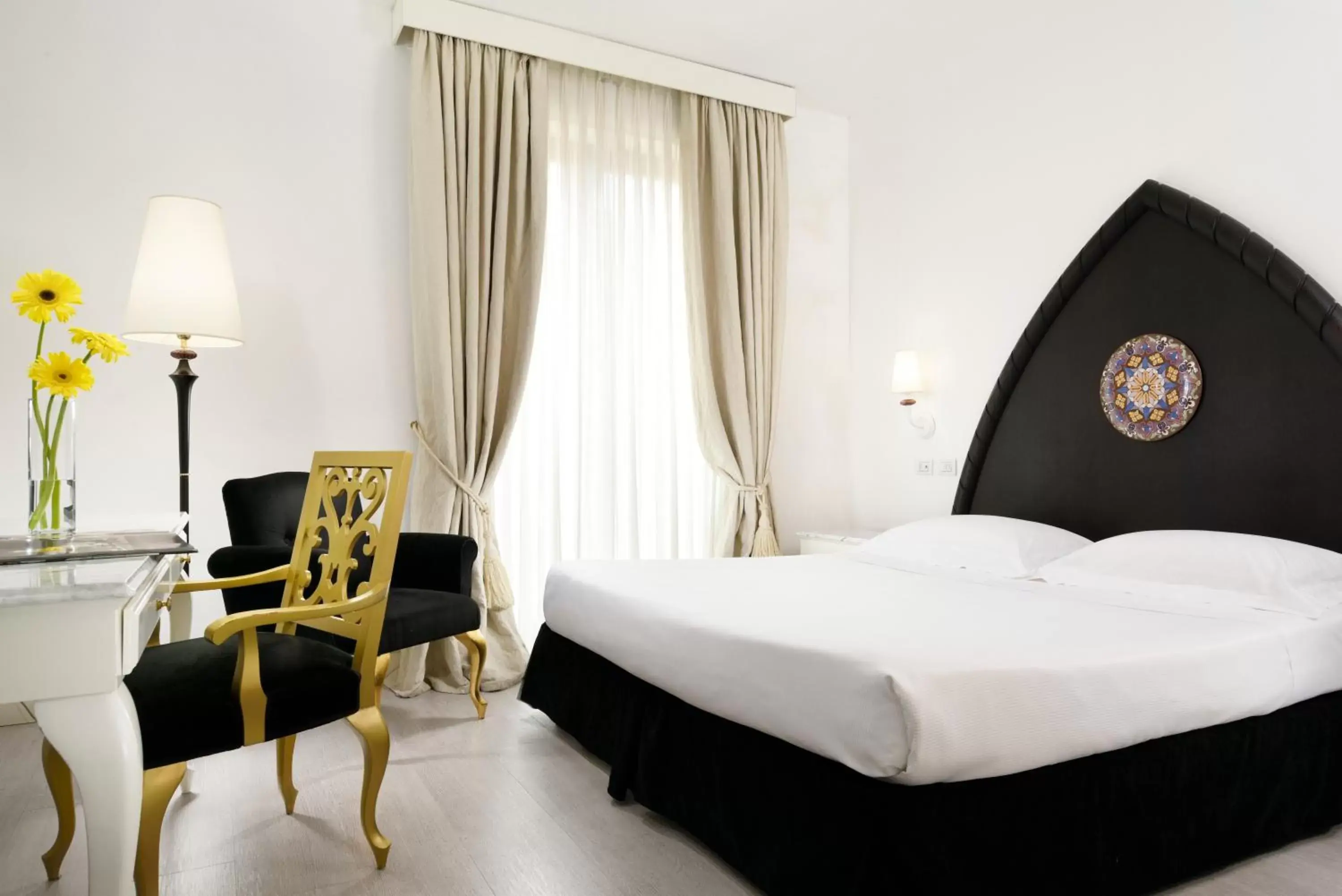 Bedroom, Bed in Palace Catania | UNA Esperienze